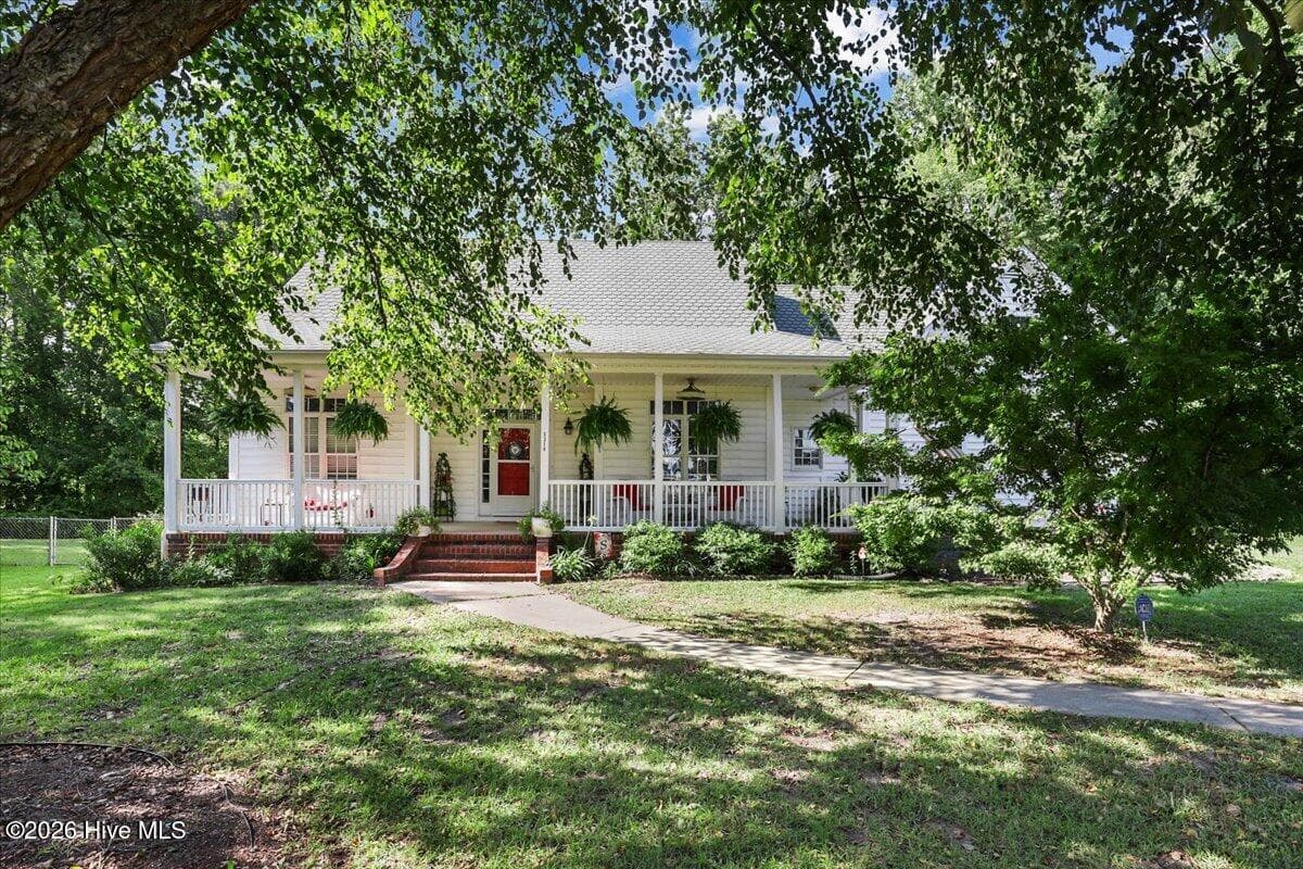 Single Family Residence at 5316 Pebble Creek Circle, Wilson, NC 27893, photo 2 of 74