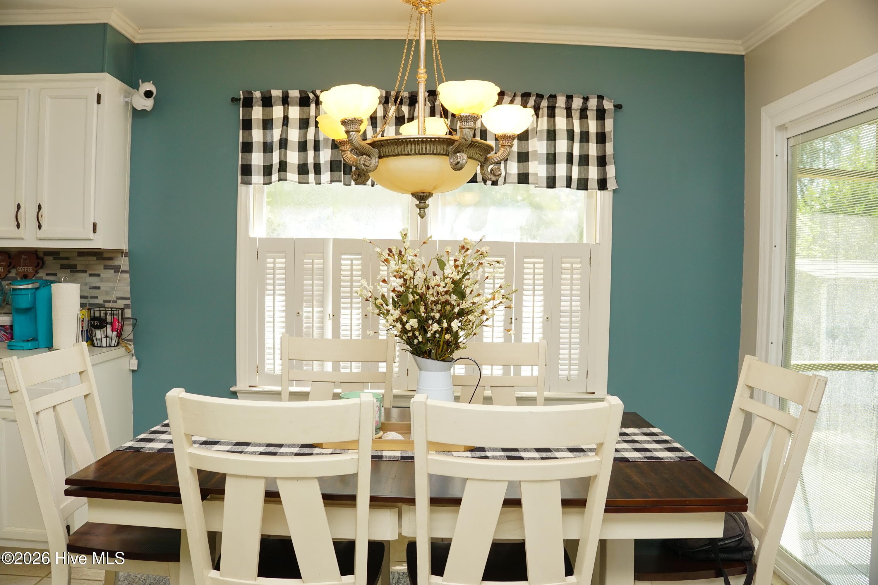 Single Family Residence at 124 Country Place, Washington, NC 27889, photo 12 of 29