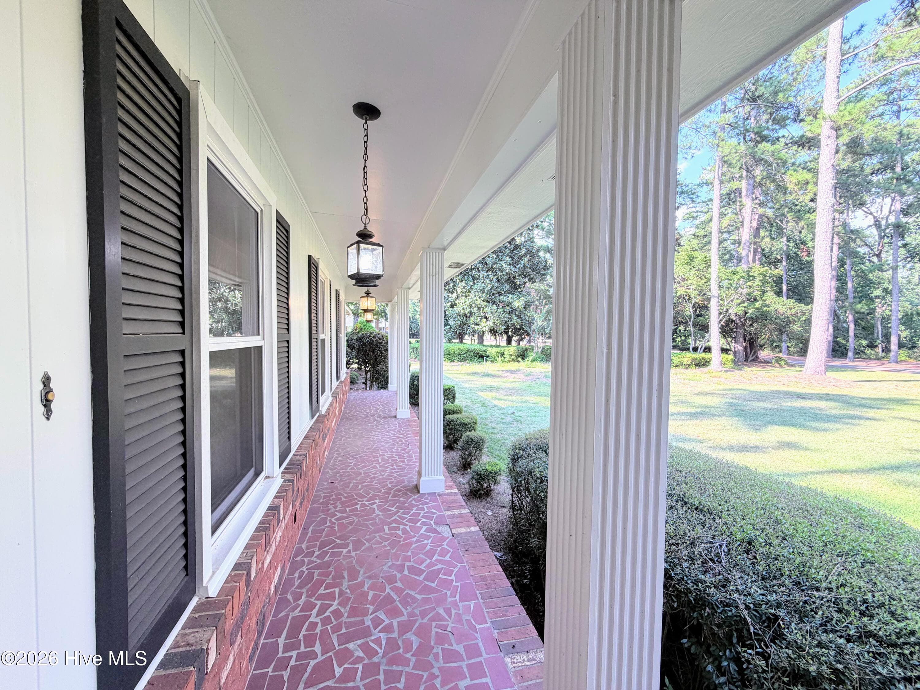Covered front porch - 13 Farrington Way, North Augusta, SC 29860
