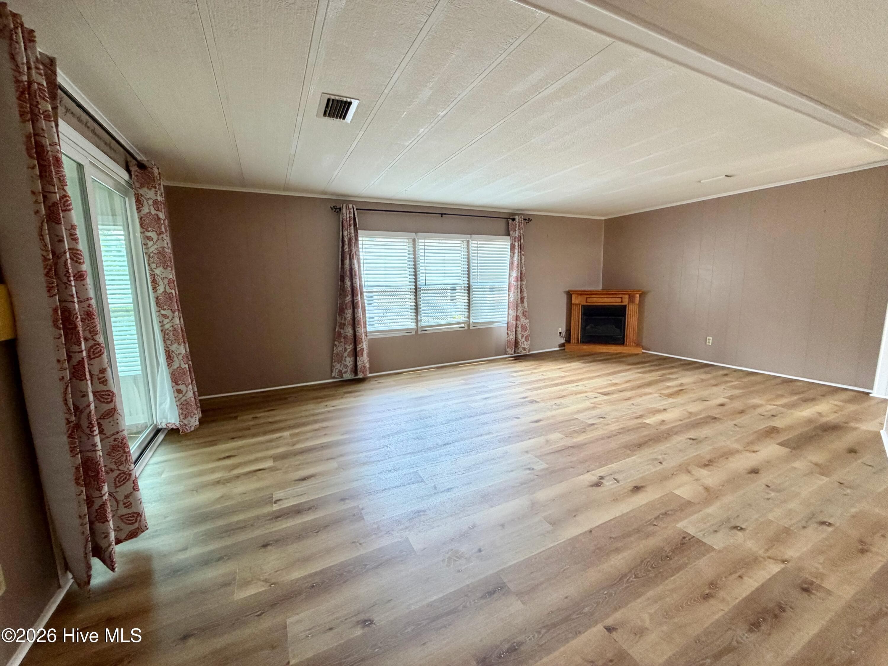 Manufactured Home at 4701 Lake Front Drive, Martinez, GA 30907, photo 14 of 23