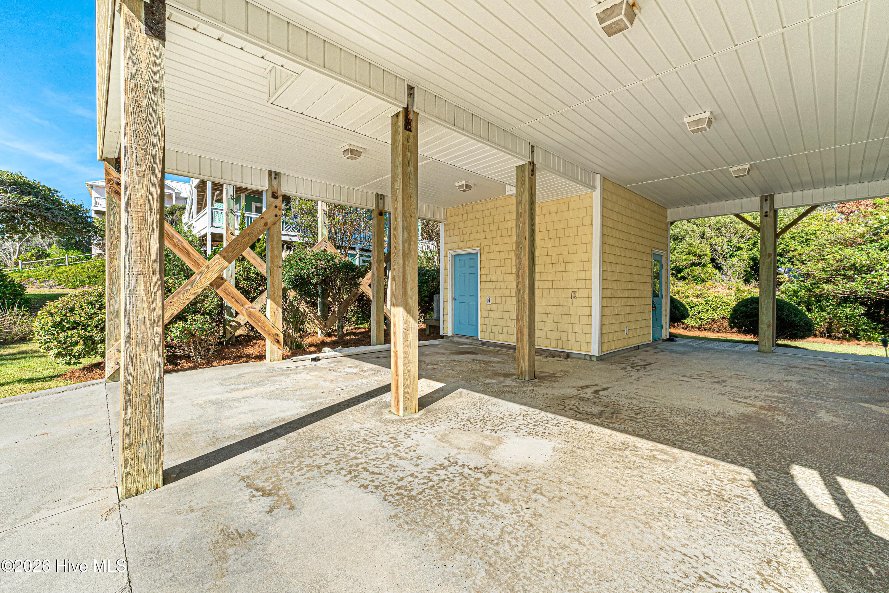 Single Family Residence at 118 Heverly Drive, Emerald Isle, NC 28594, photo 51 of 61