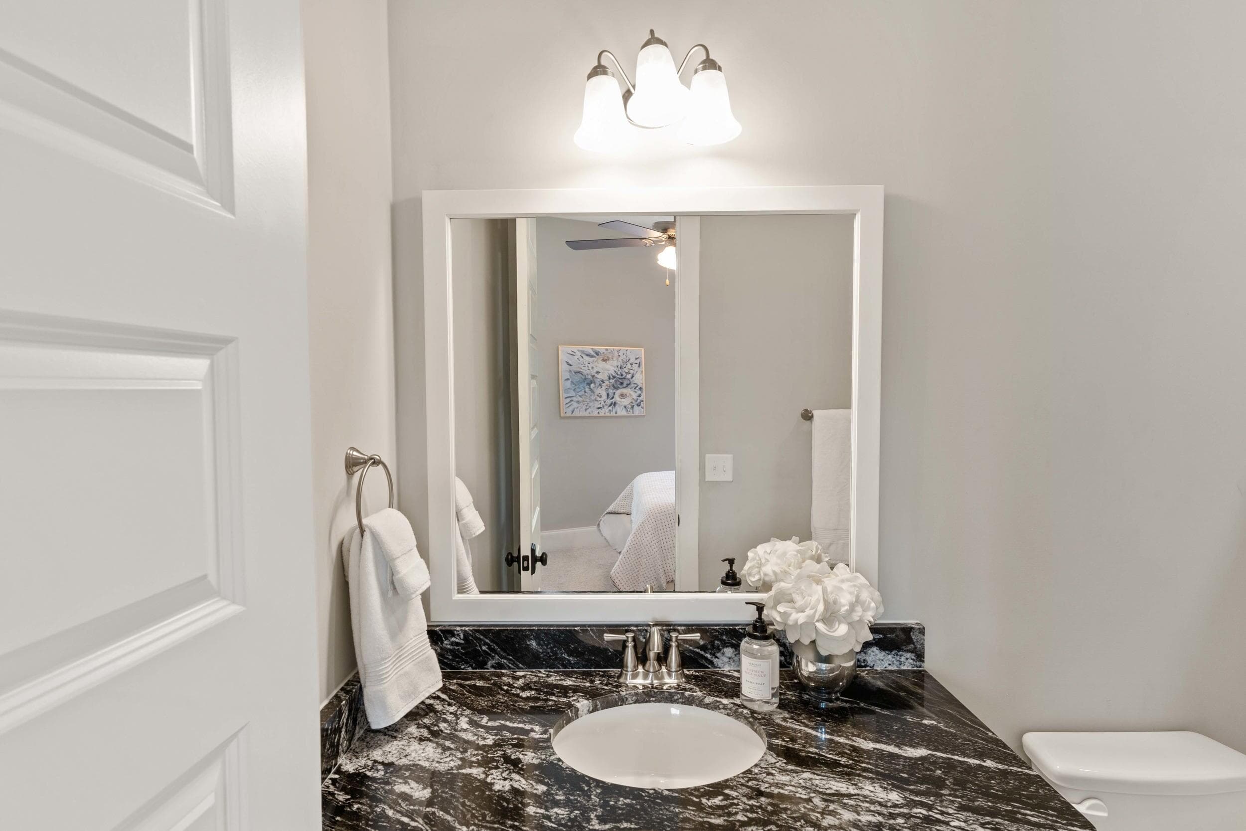 Main Floor Secondary Bath - 4304 Sabal Drive, Evans, GA 30809