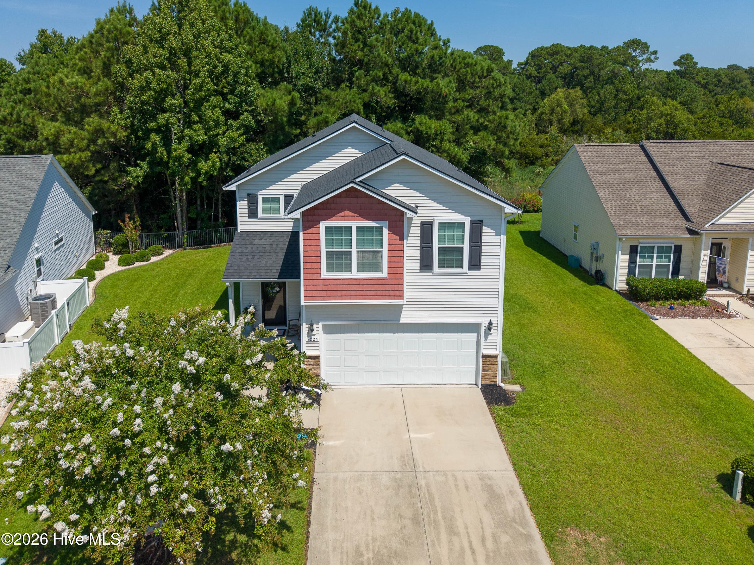 Single Family Residence at 5224 Shipmast Way, Southport, NC 28461, photo 4 of 41