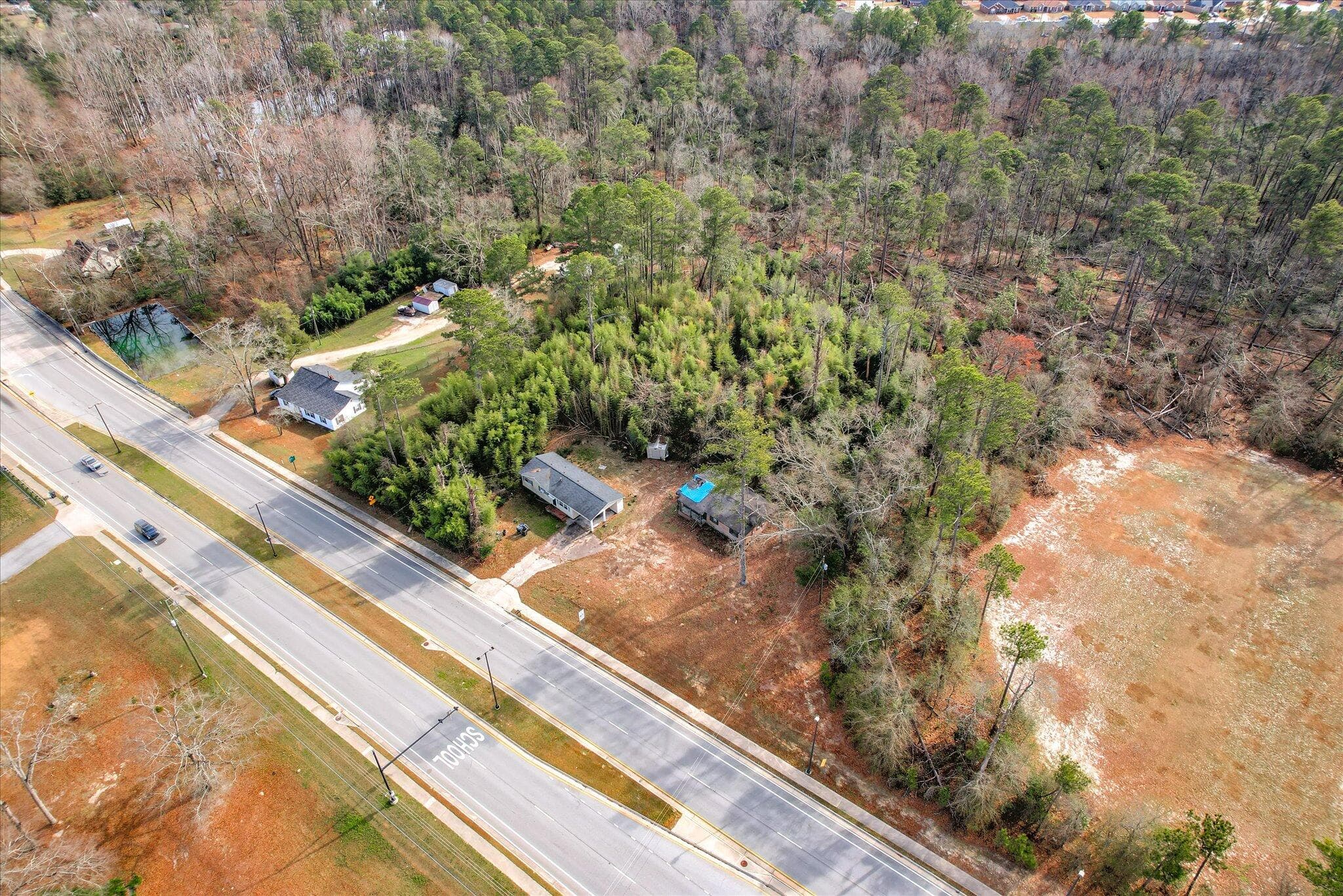 Single Family Residence at 3812 Wrightsboro Road, Augusta, GA 30909, photo 4 of 19