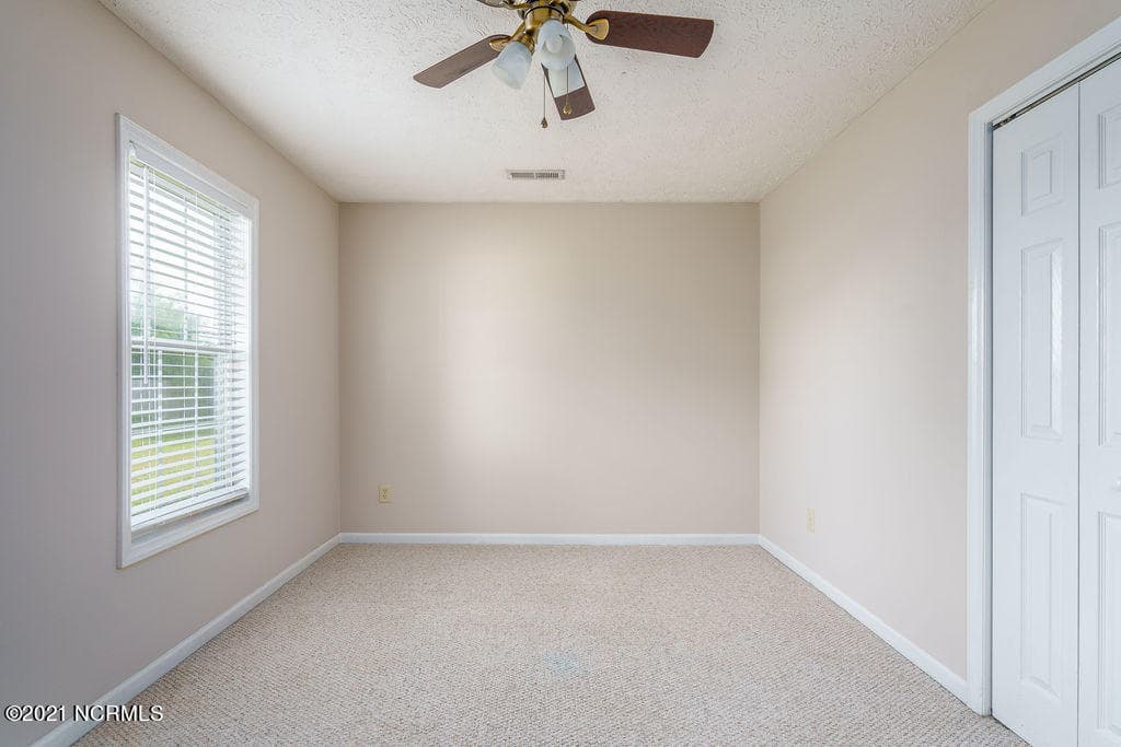 Guest Bedroom - 6701 Alamosa Drive, Wilmington, NC 28411