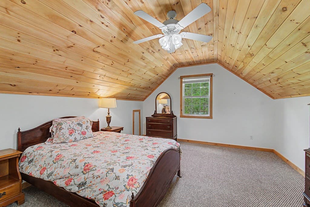 Single Family Residence at 138 Hubbell Lane, Robbinsville, NC 28771, photo 38 of 63
