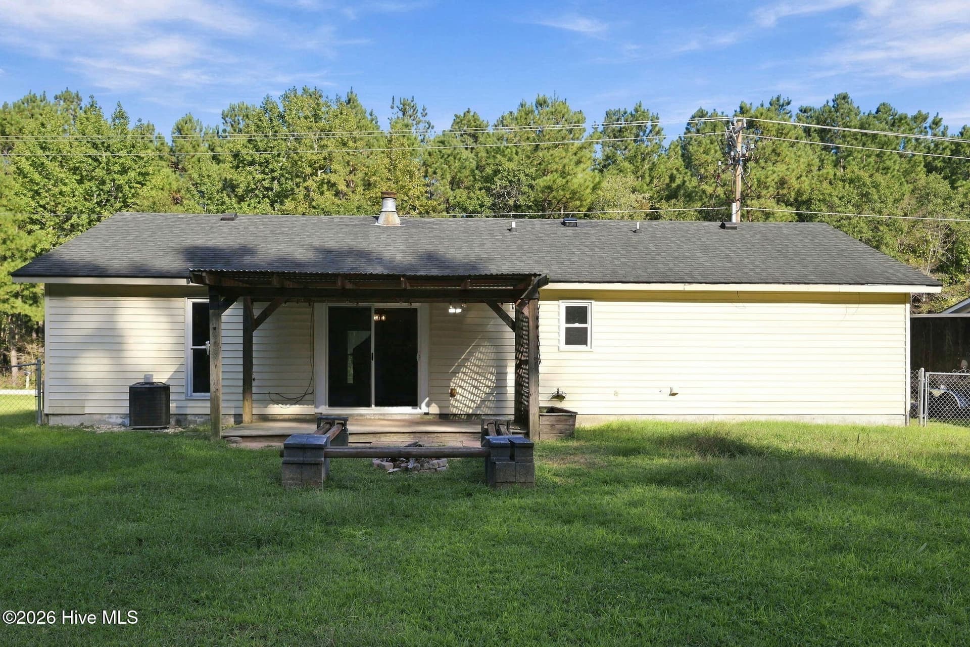 Single Family Residence at 368 Union Chapel Church Road, Richlands, NC 28574, photo 33 of 47