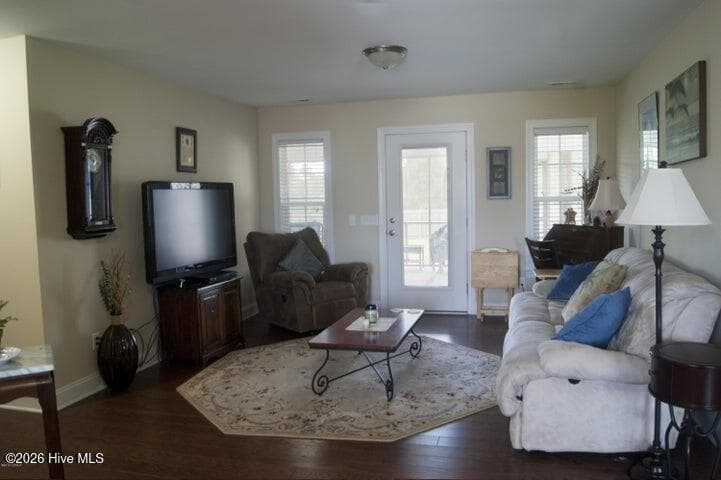 Single Family Residence at 803 Canvas Court, Swansboro, NC 28584, photo 9 of 102