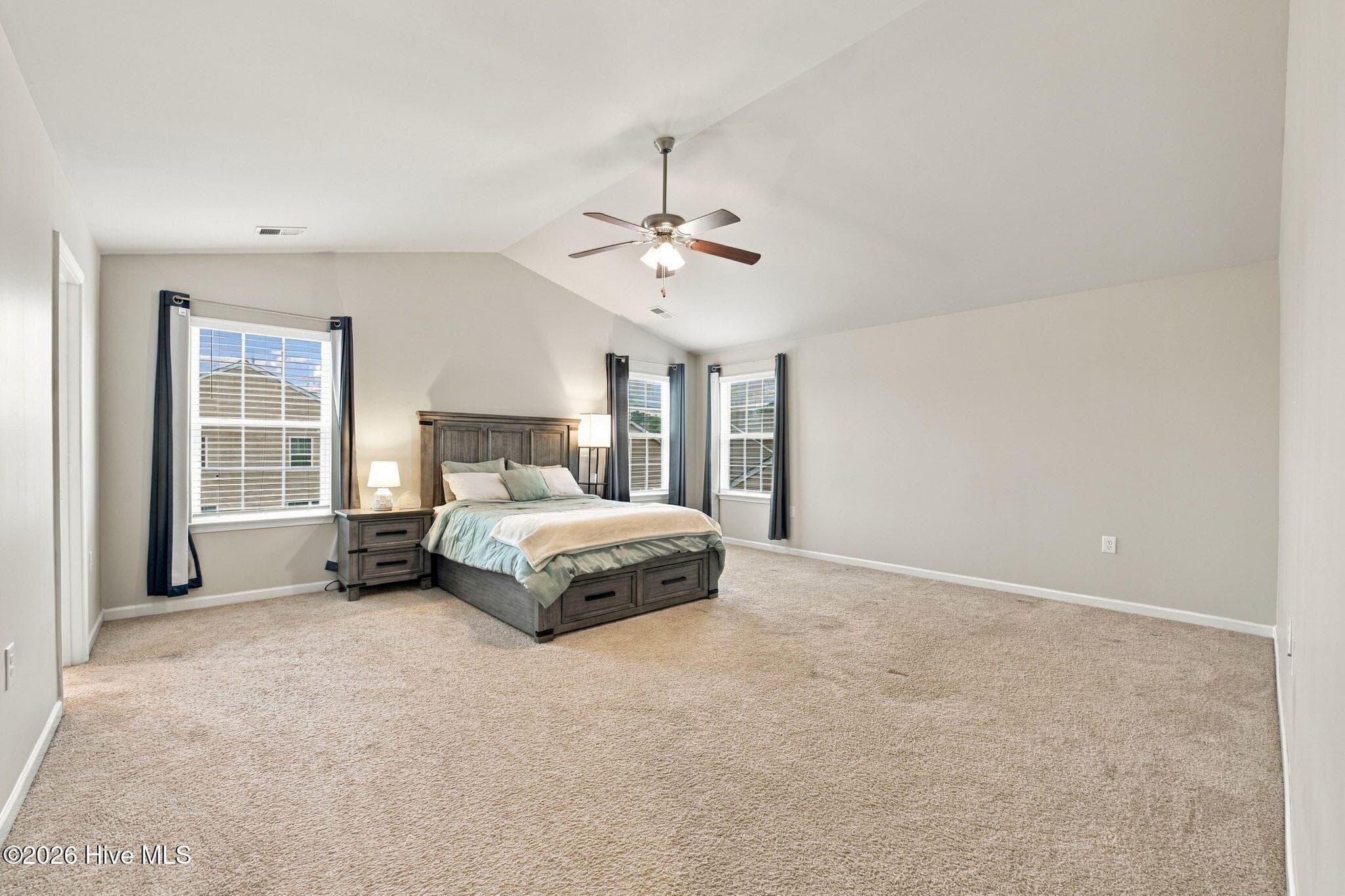 Single Family Residence at 212 Gracie Farms Road, New Bern, NC 28560, photo 4 of 32