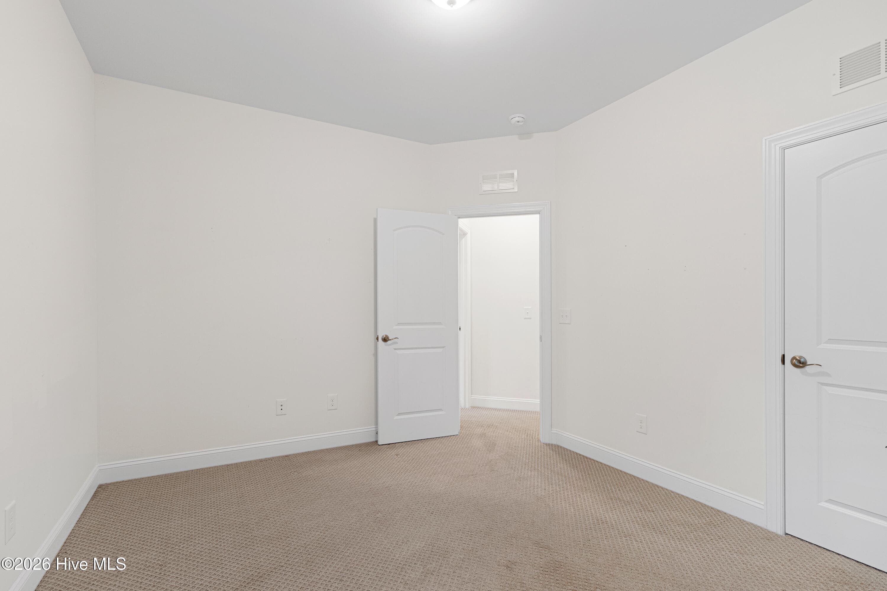 Single Family Residence at 140 Freedom Park Road, Beaufort, NC 28516, photo 3 of 6