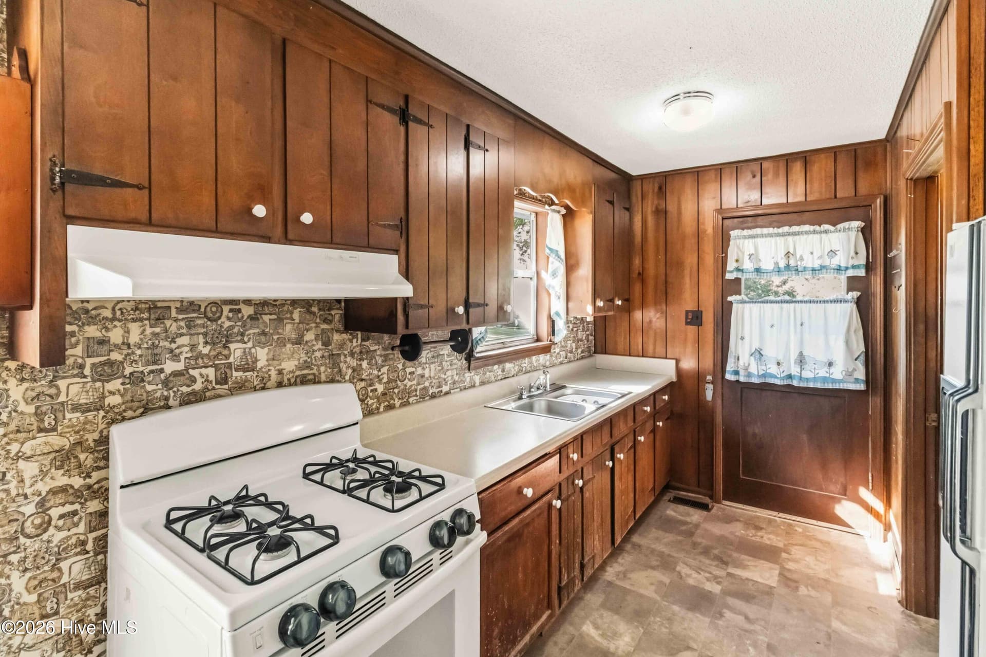 Single Family Residence at 2020 Ackerman Road, Garner, NC 27529, photo 10 of 30