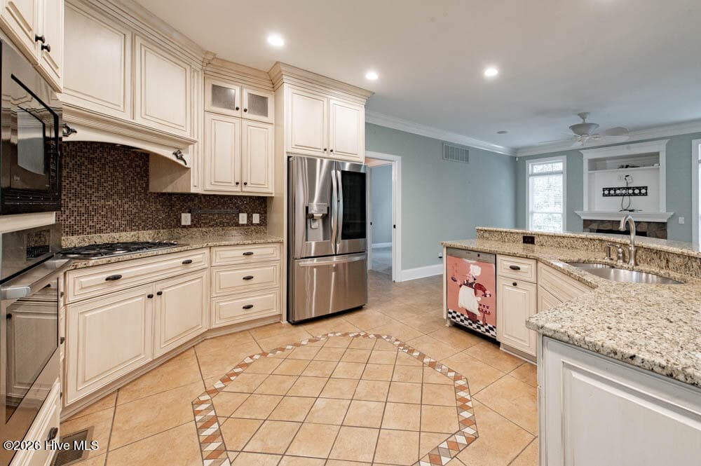 Single Family Residence at 2208 Cardigan Drive, Aiken, SC 29803, photo 11 of 67