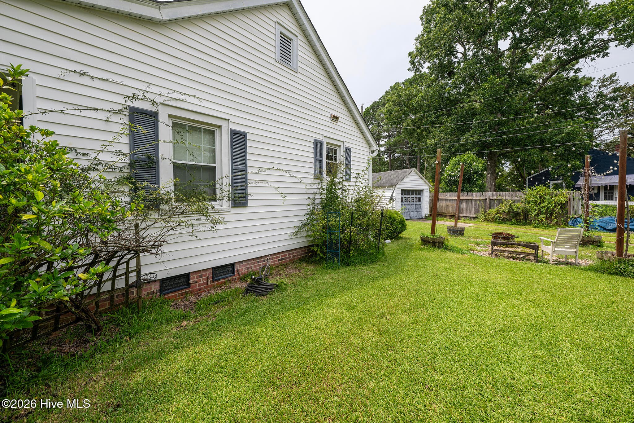 Side of Home - 1902 Wilson Street, New Bern, NC 28560