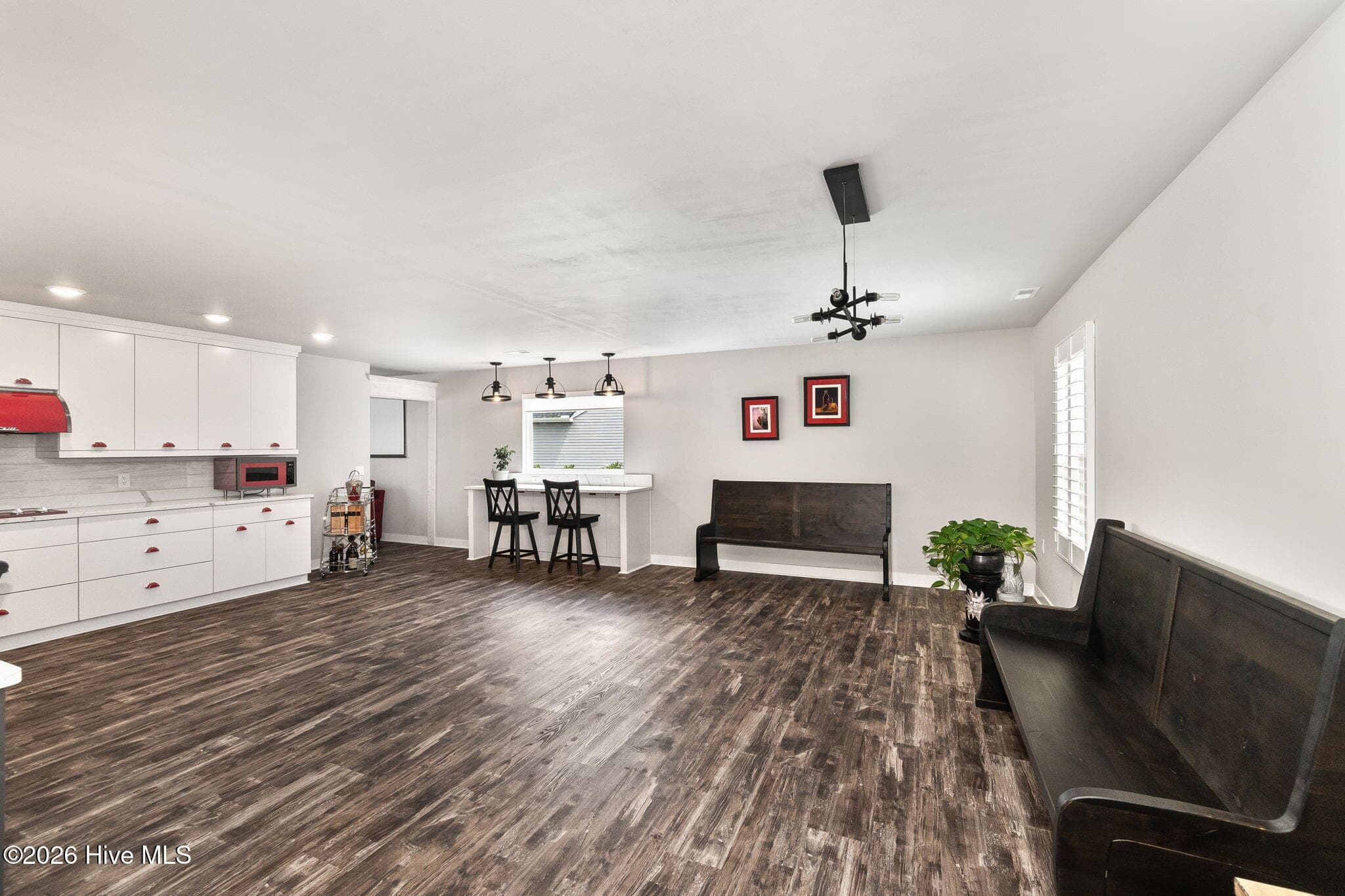 Single Family Residence at 106 Hidden View Loop, Moyock, NC 27958, photo 15 of 33