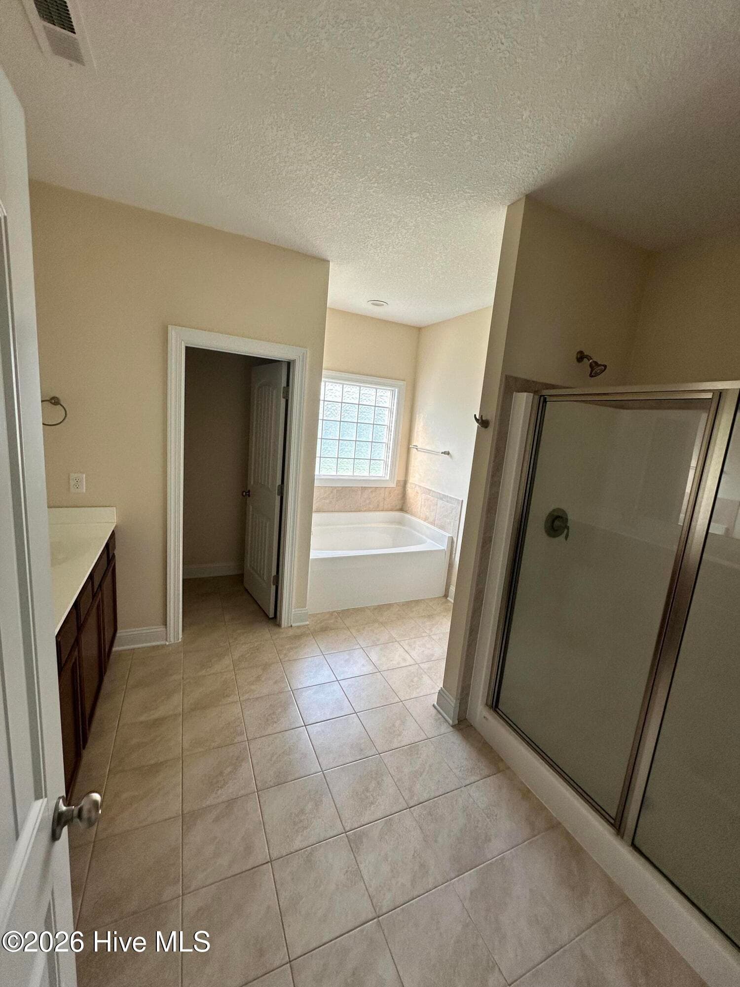 Single Family Residence at 204 Messenger Court, Jacksonville, NC 28546, photo 22 of 49