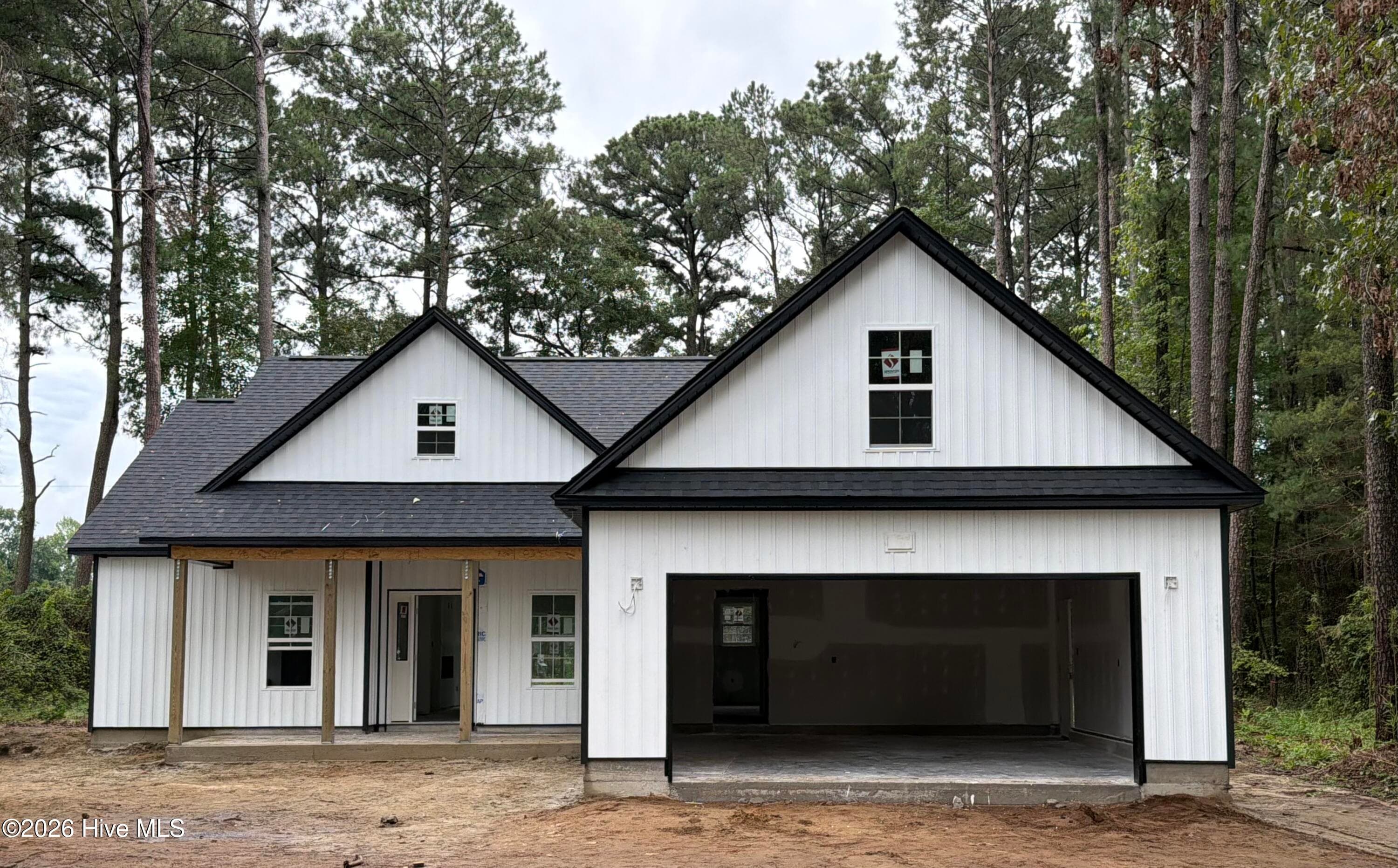 Single Family Residence at 5715 Edith Road, Ayden, NC 28513, photo 8 of 26