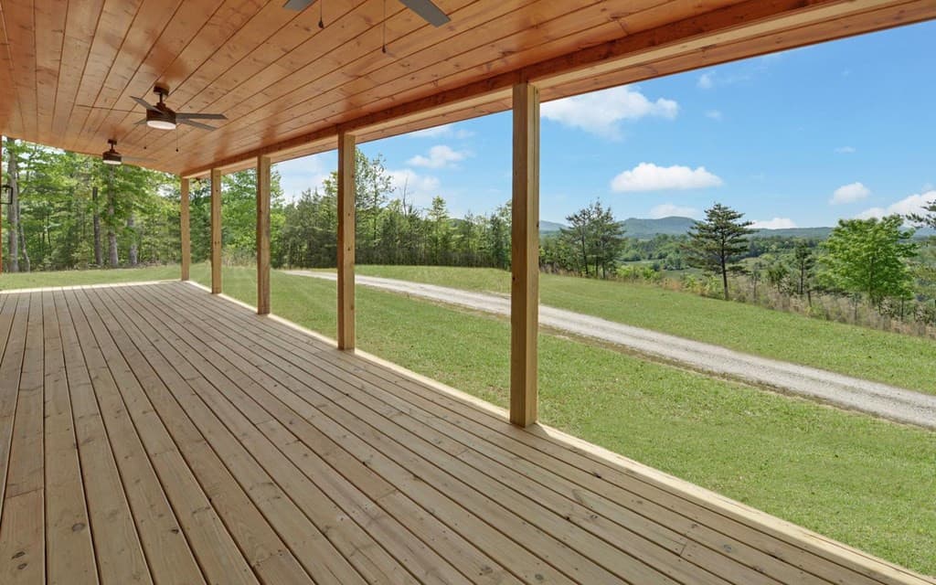 Single Family Residence at 322 Deer Haven Trail, Murphy, NC 28906, photo 5 of 47