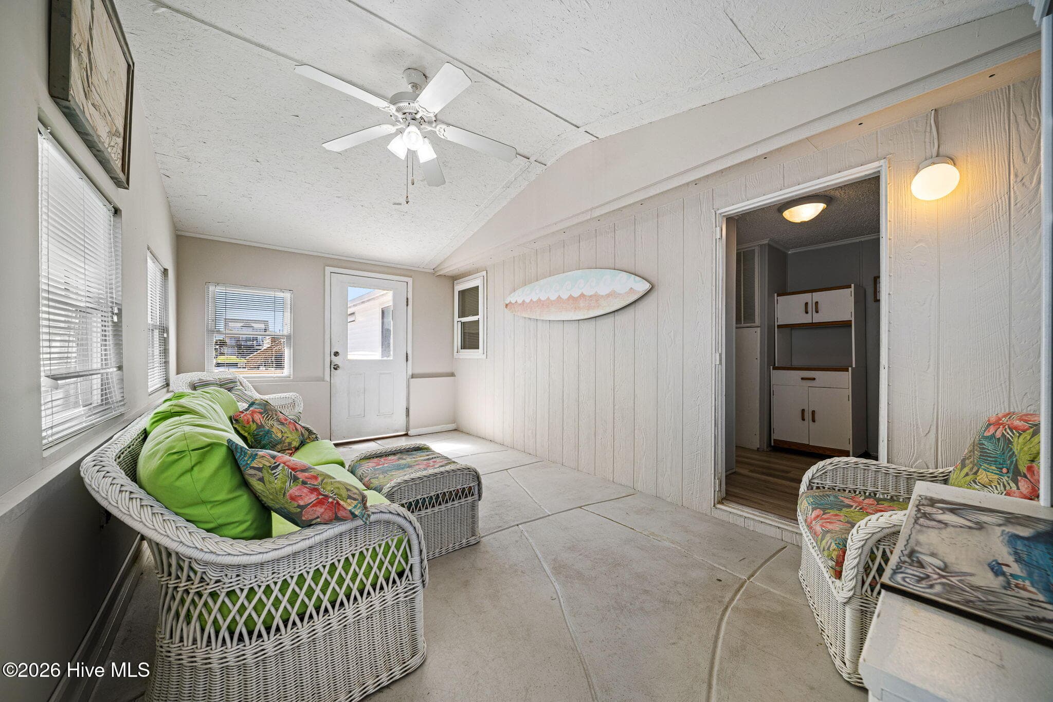 Manufactured Home at 9105 W 9th Street, Surf City, NC 28445, photo 19 of 73