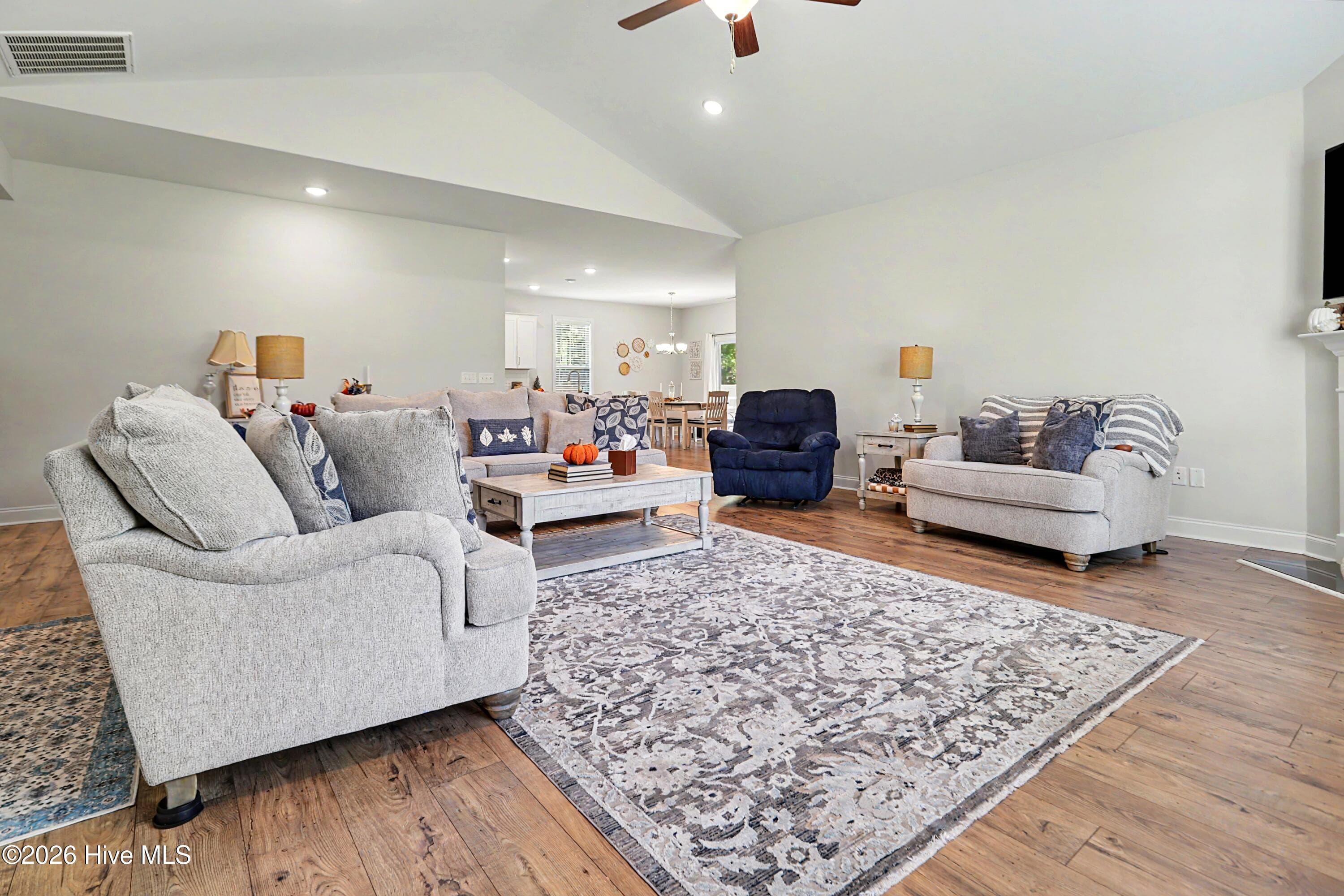 Single Family Residence at 25 S Beatrice Drive, Rocky Point, NC 28457, photo 12 of 39