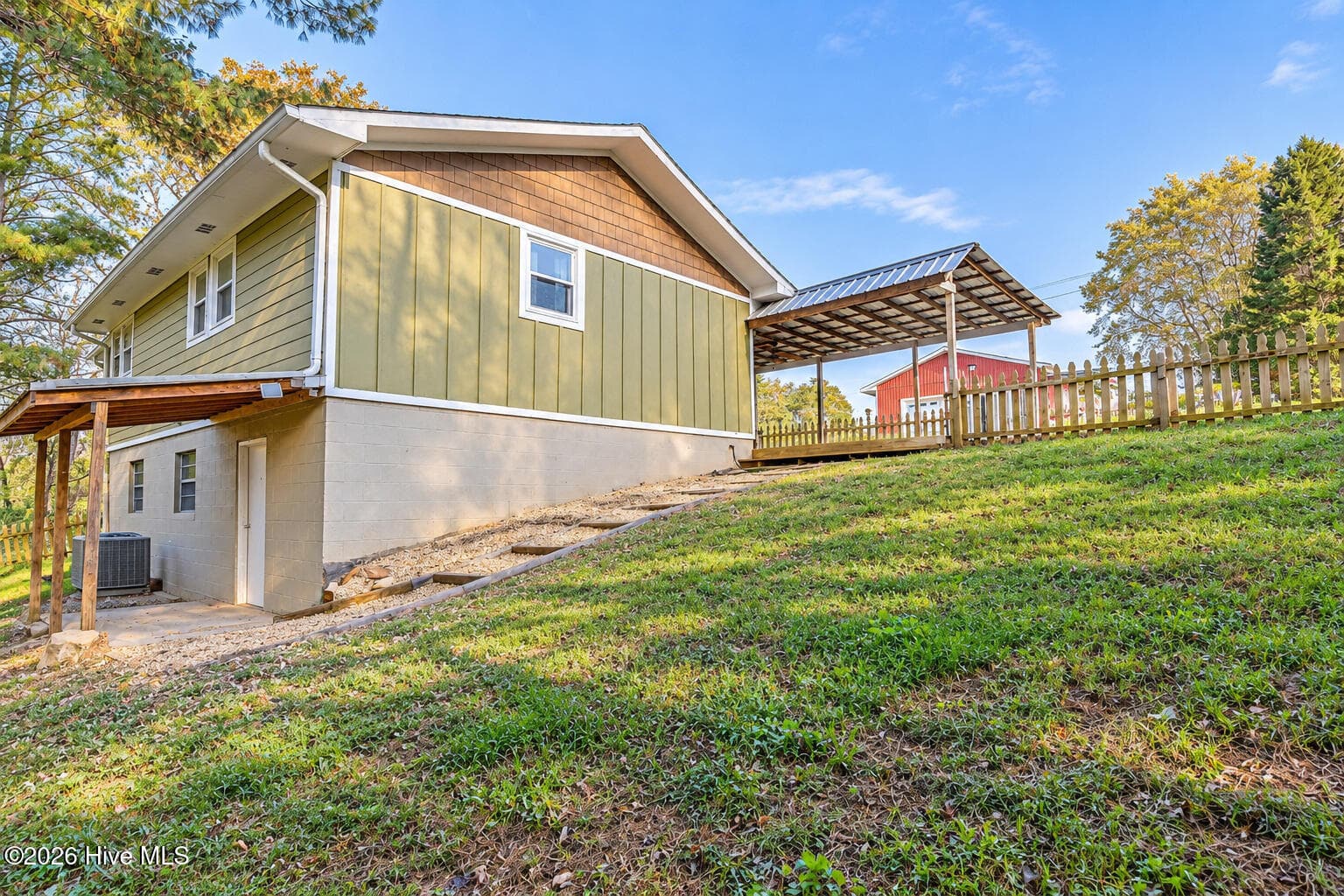Single Family Residence at 64 Moore View Homes Road, Hayesville, NC 28904, photo 3 of 43