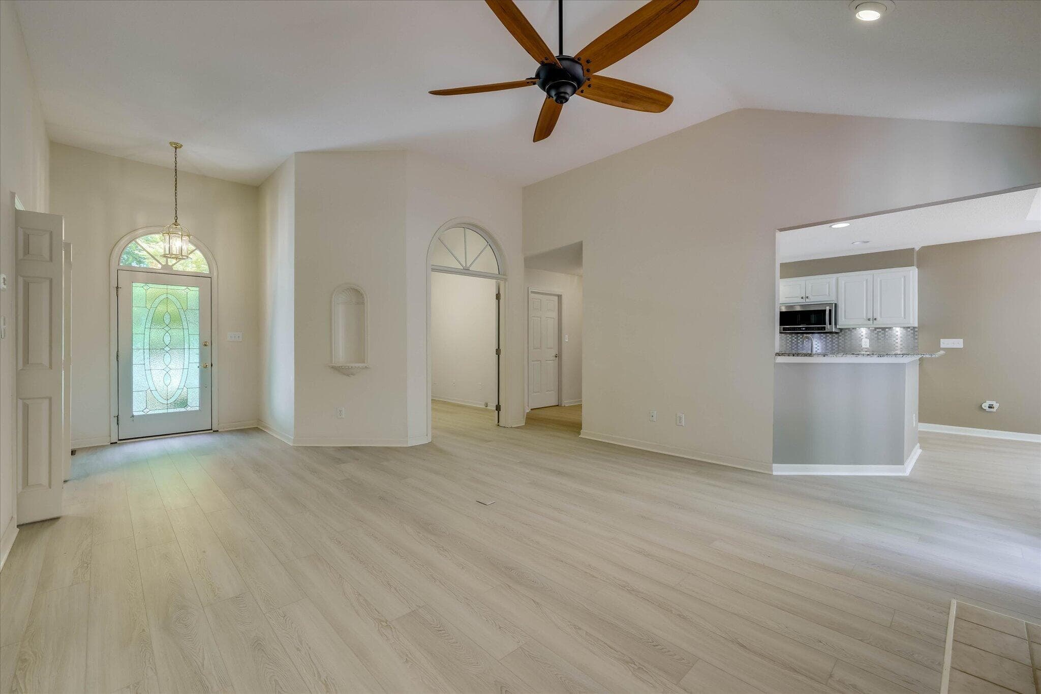 Single Family Residence at 109 Hickory Point, McCormick, SC 29835, photo 11 of 54