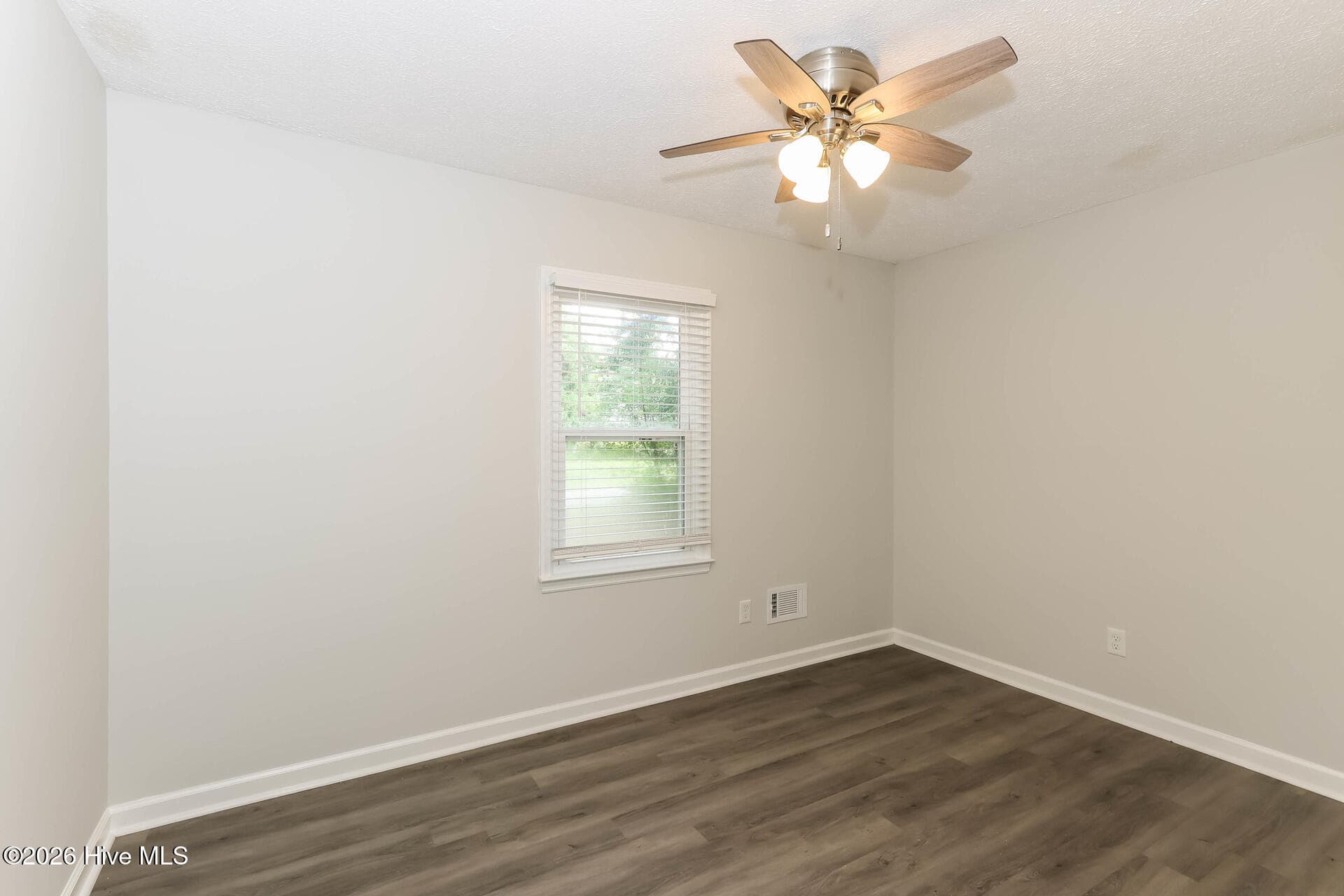 Single Family Residence at 681 Henry Street, Aiken, SC 29803, photo 4 of 20