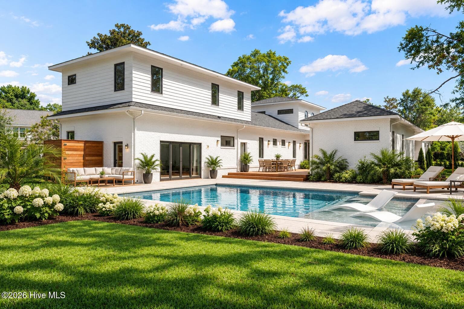 Single Family Residence at 1904 Middle Sound Loop Road, Wilmington, NC 28411, photo 4 of 102