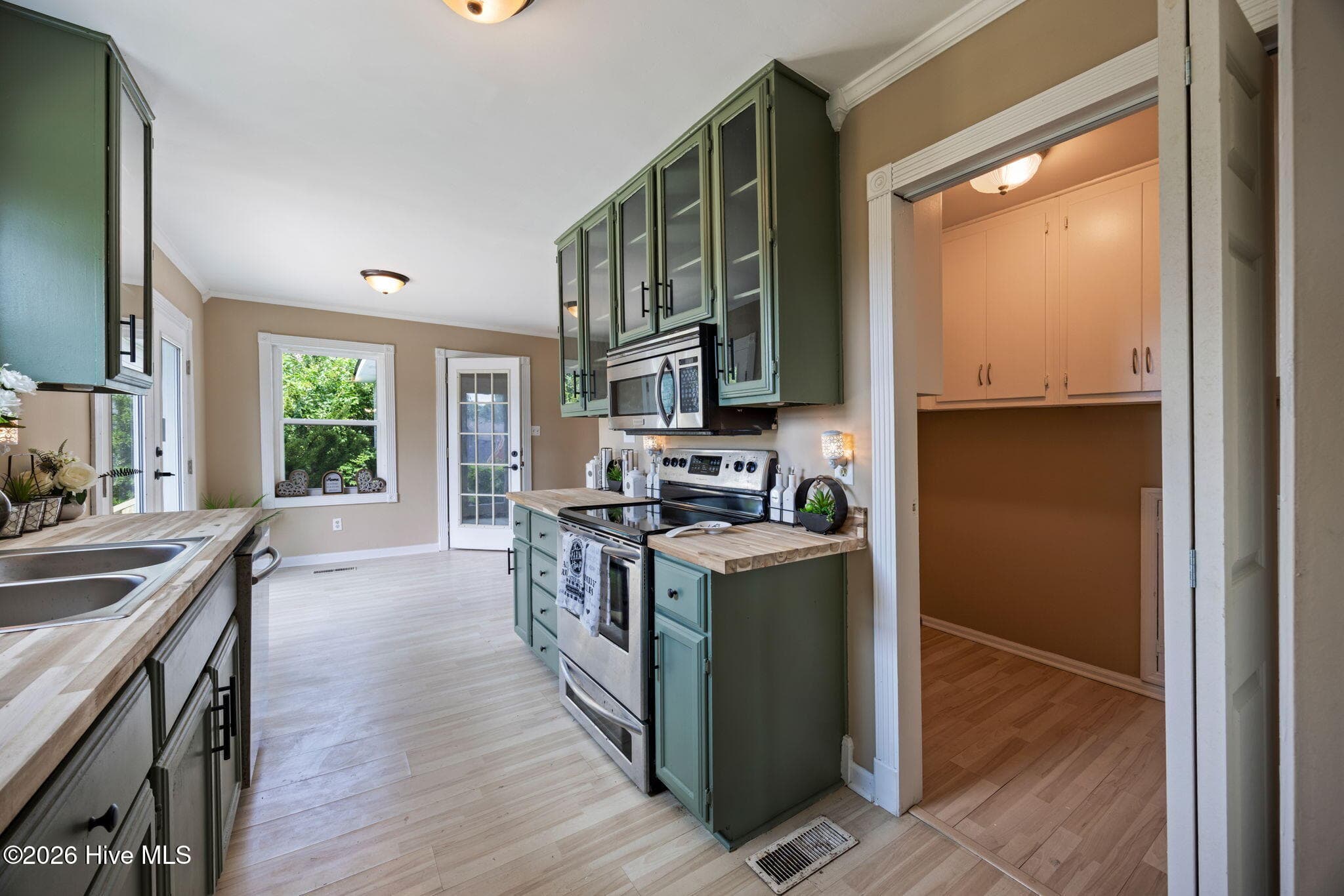 Single Family Residence at 1 Mayfield Court, North Augusta, SC 29860, photo 23 of 61