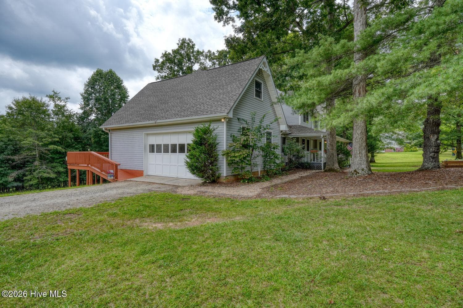 Single Family Residence at 151 Sharp Top Circle, Blairsville, GA 30512, photo 10 of 50