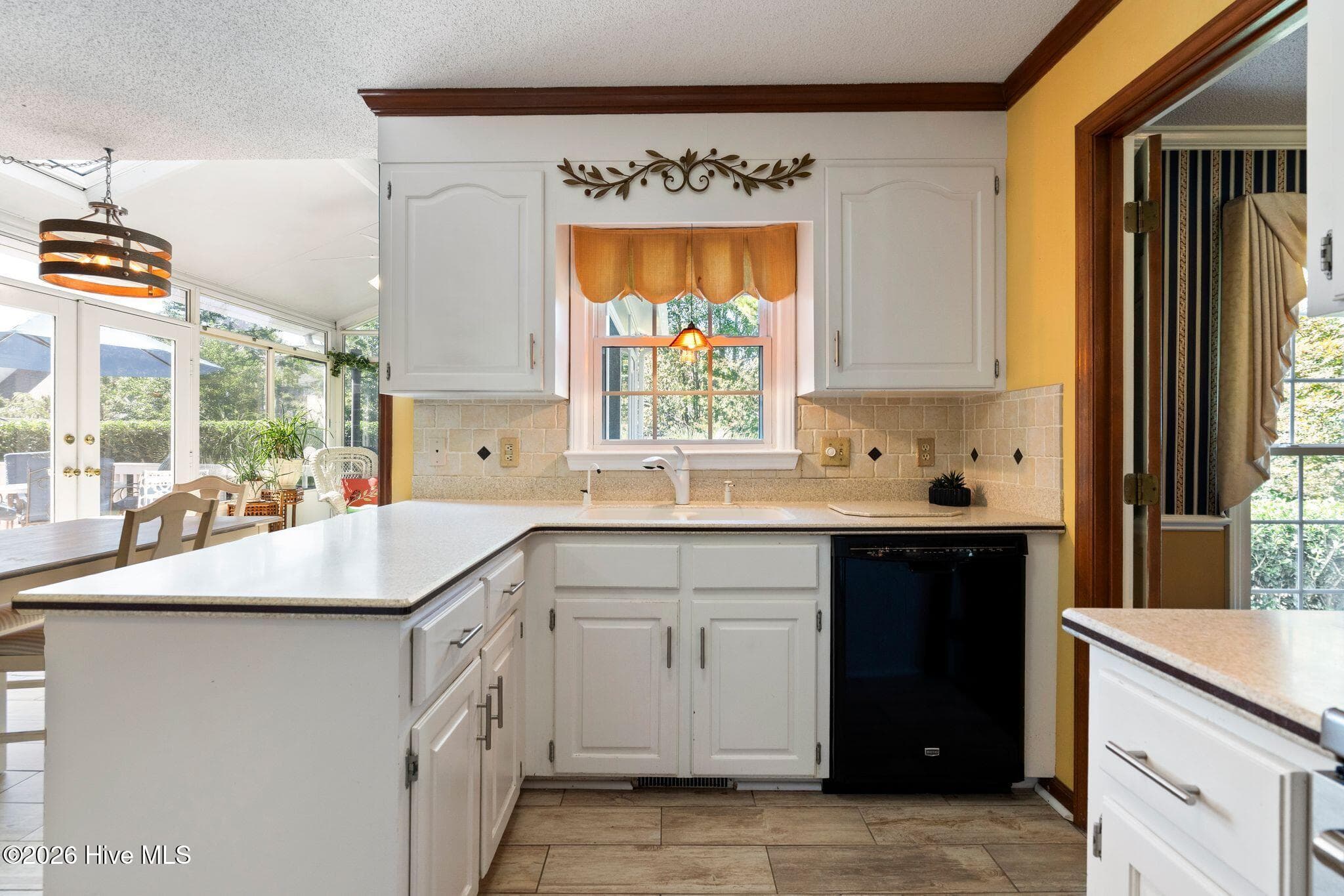 Single Family Residence at 3232 Grey Leaf Drive, Wilmington, NC 28409, photo 12 of 58