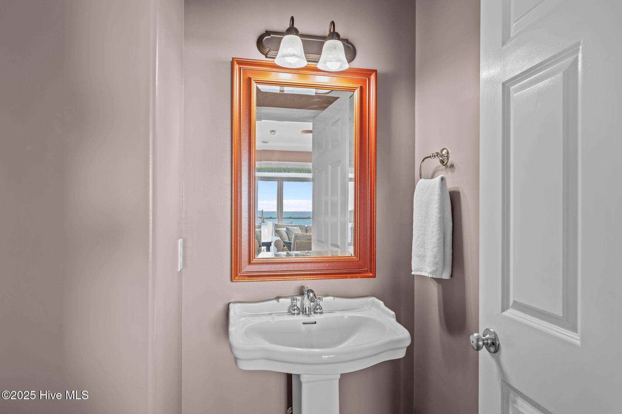 Single Family Residence at 1608 Ocean Drive, Emerald Isle, NC 28594, photo 31 of 101