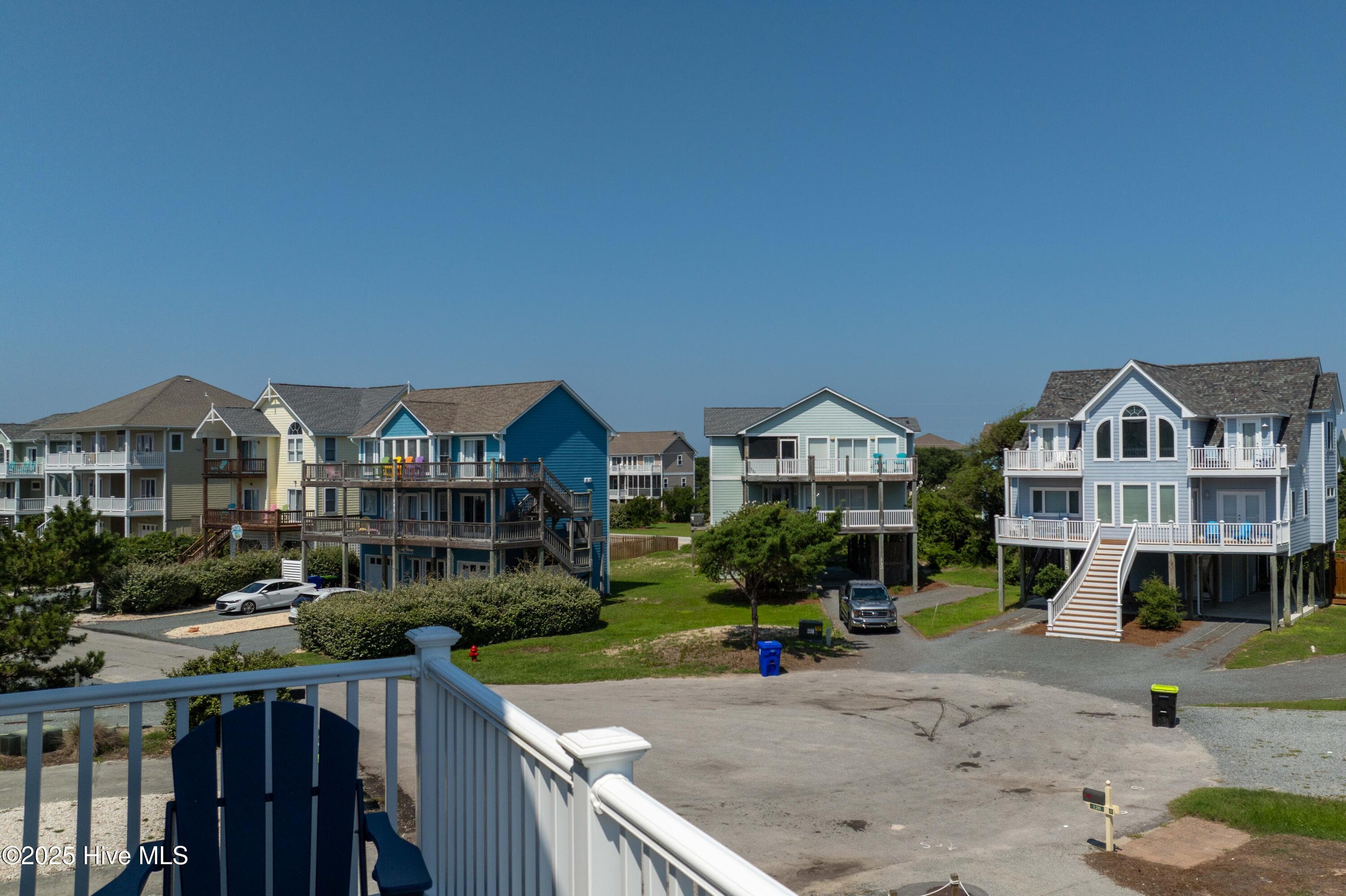 Single Family Residence at 124 N Permuda Wynd Drive, North Topsail Beach, NC 28460, photo 33 of 84