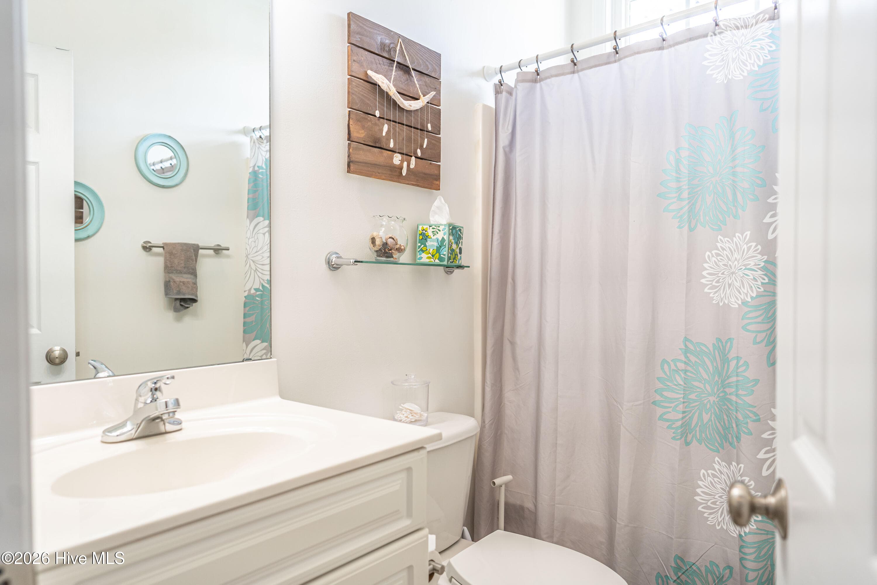 Guest Bath - 1320 Burning Tree Road, Pinehurst, NC 28374