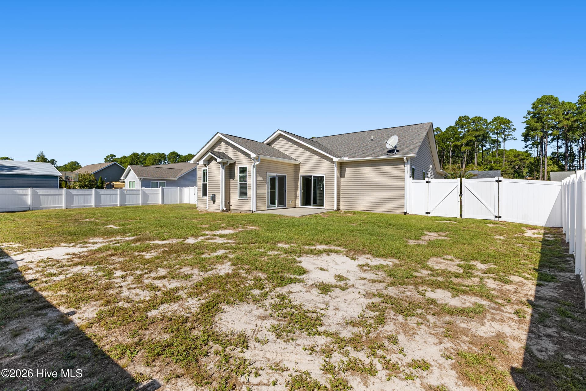 Single Family Residence at 7 Edinburgh Drive, Shallotte, NC 28470, photo 29 of 30