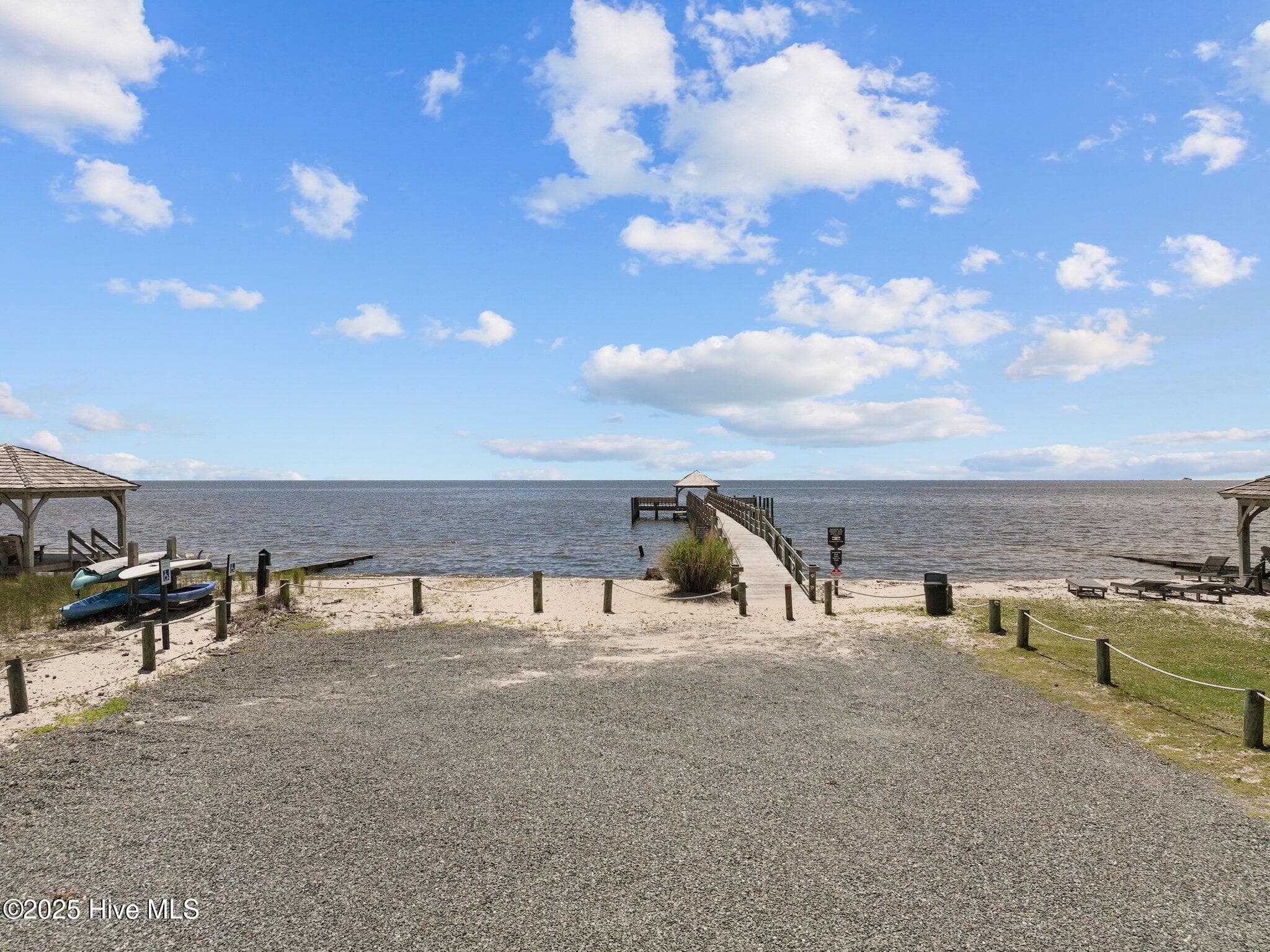 Community Soundfront Pier - 101 135 Captains Way, Powells Point, NC 27966