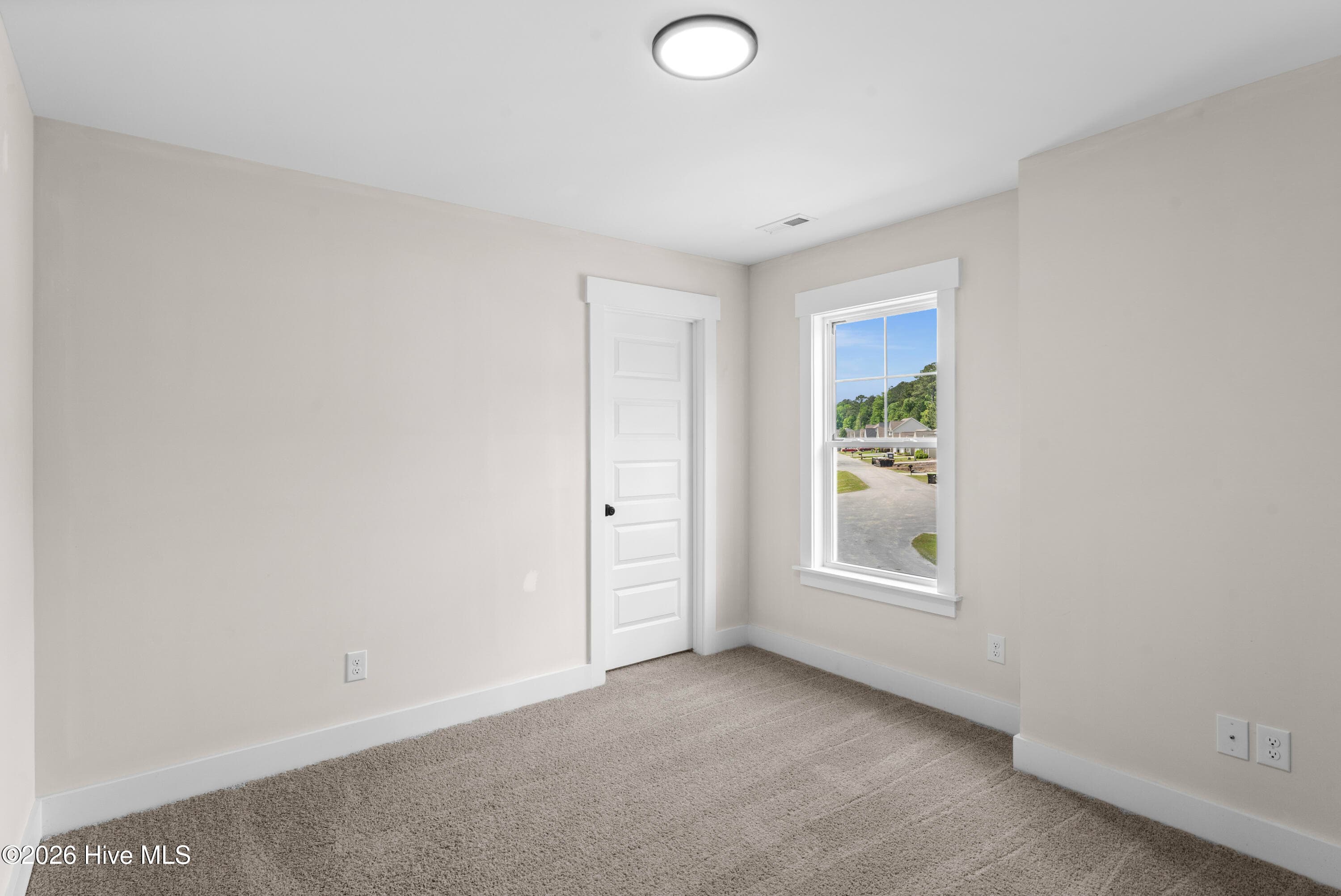 Single Family Residence at 400 Stone Hawk Lane, New Bern, NC 28560, photo 39 of 110