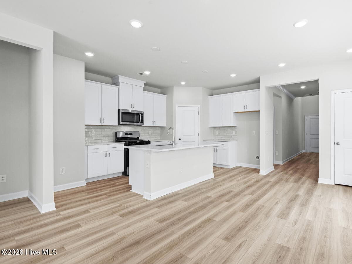 Single Family Residence at 2201 Lewis Allen Crossing NW, Ash, NC 28420, photo 11 of 28