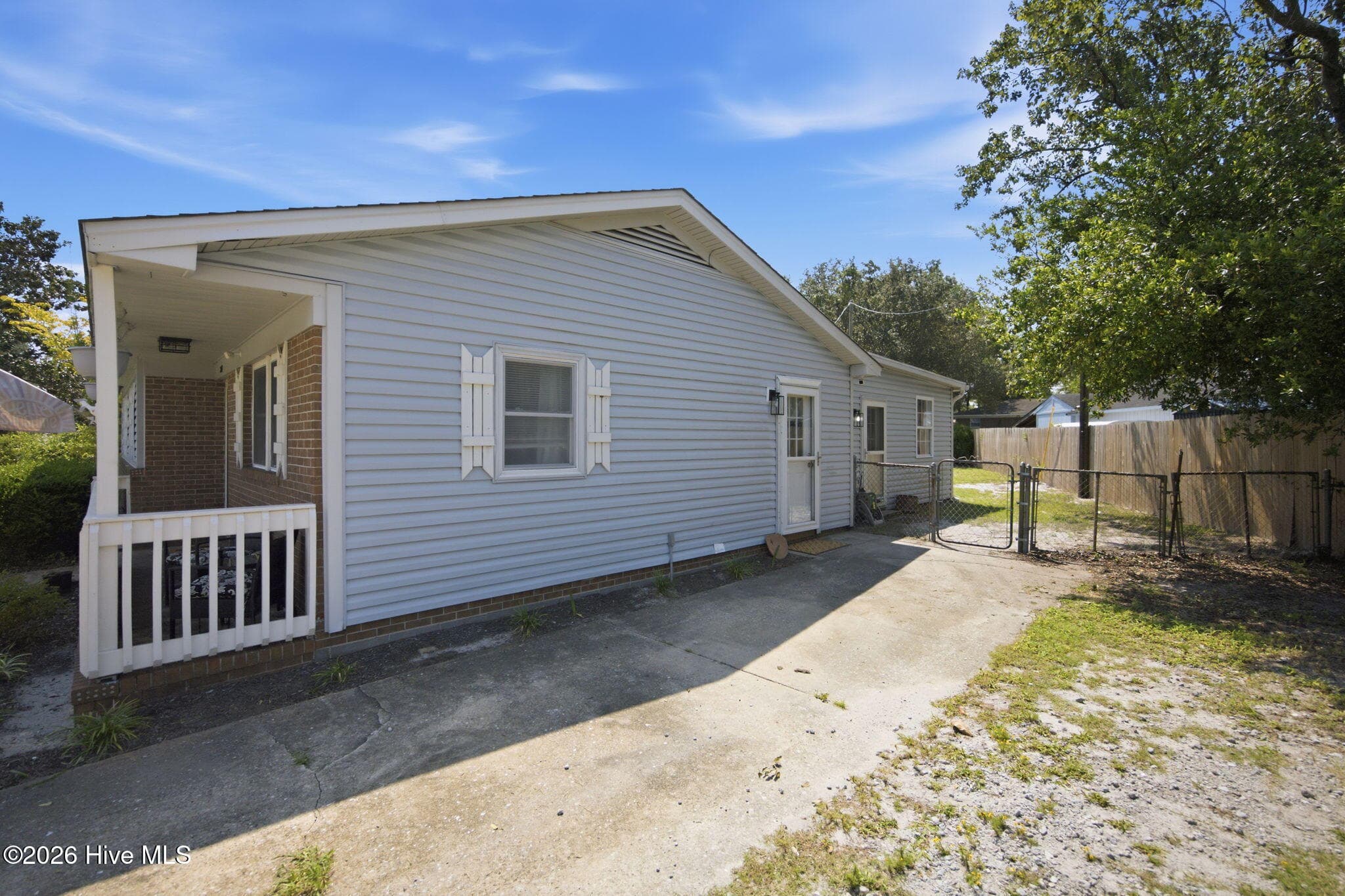 Single Family Residence at 209 Cathay Road, Wilmington, NC 28412, photo 37 of 49