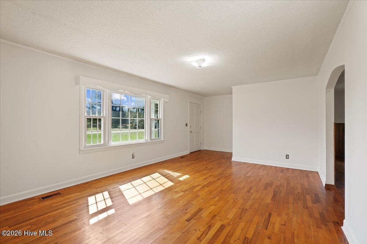 Single Family Residence at 606 Darden Drive, Kinston, NC 28504, photo 13 of 33