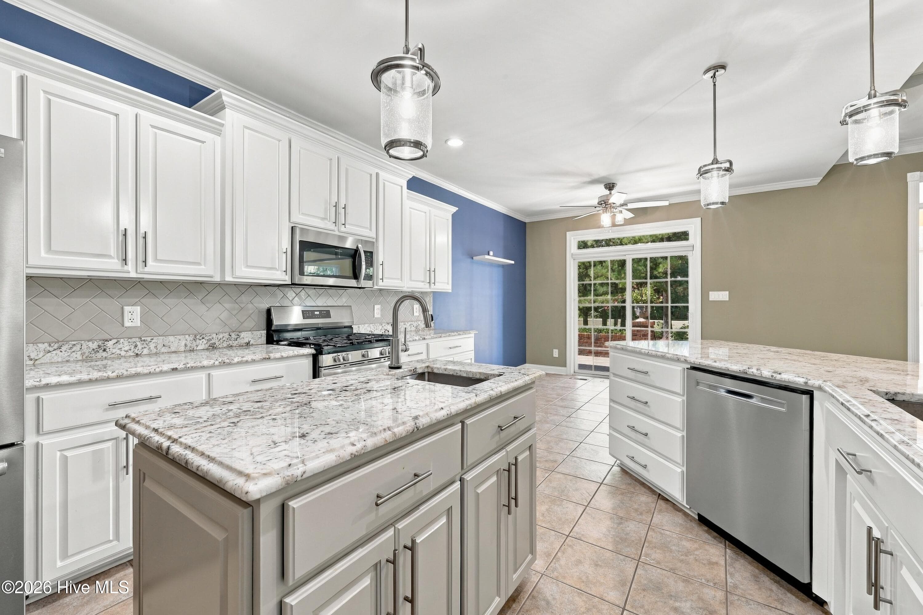 Single Family Residence at 104 Reinach Lane, New Bern, NC 28562, photo 63 of 134