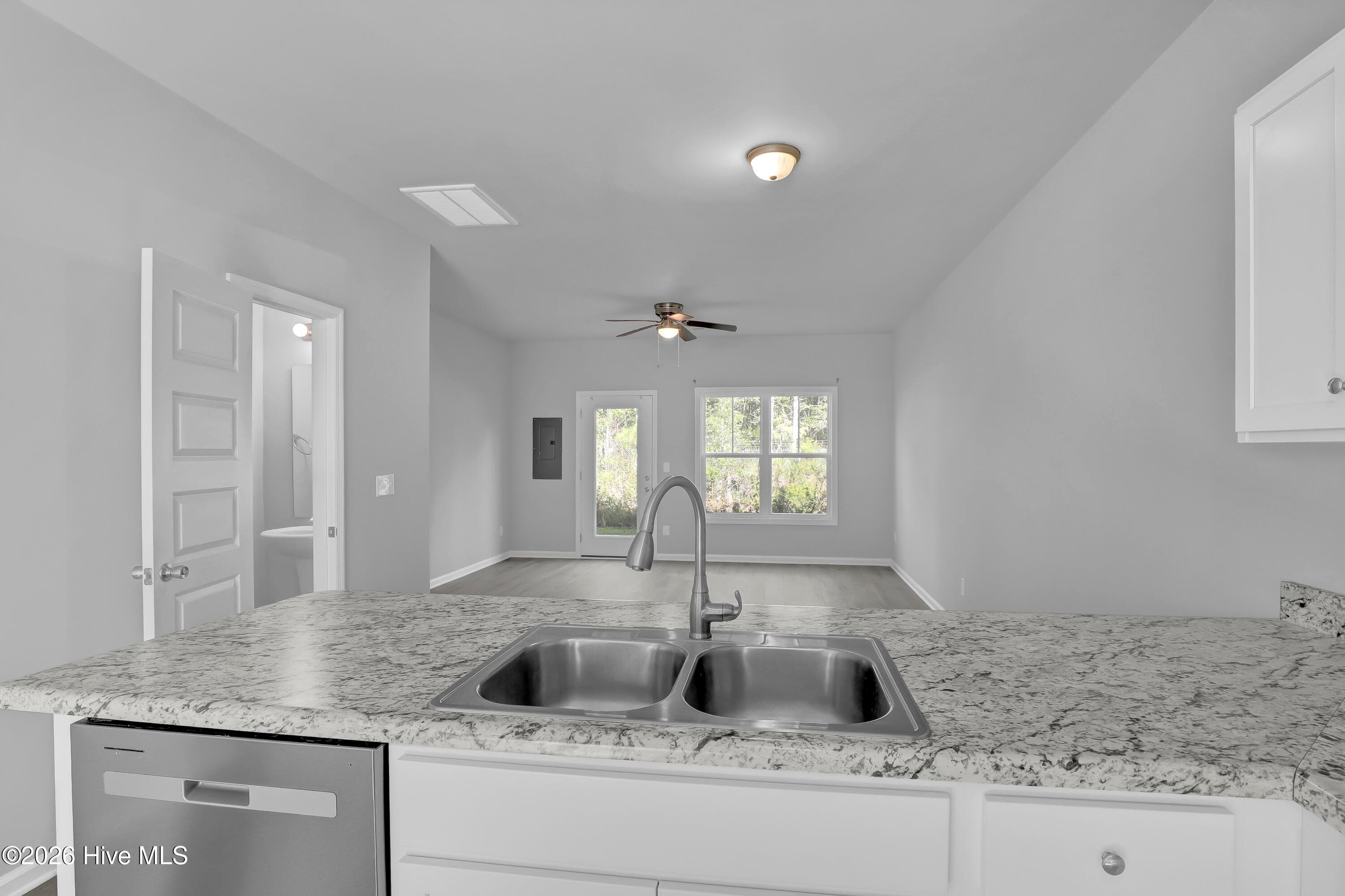 Townhouse at 188 Buckhorn Avenue, Holly Ridge, NC 28445, photo 11 of 26