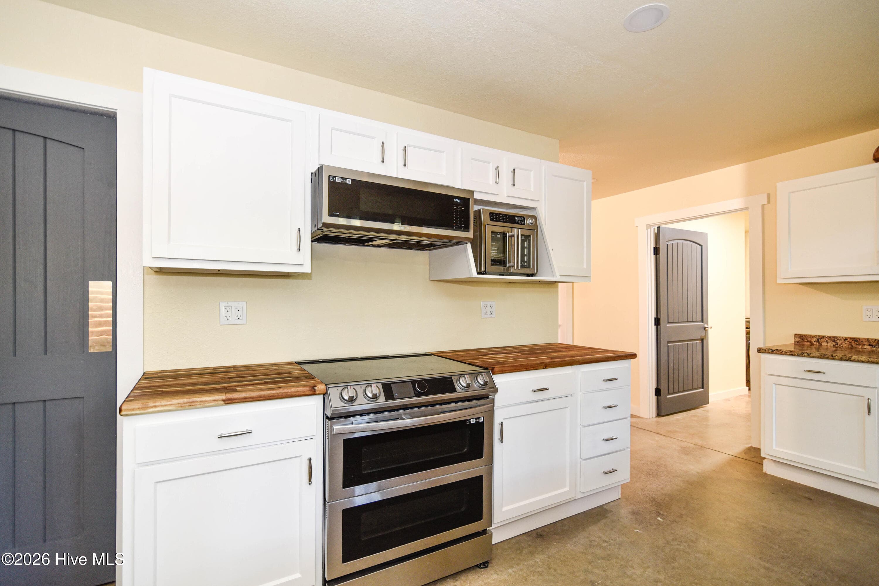 Single Family Residence at 281 Shipyard Road, Hertford, NC 27944, photo 9 of 68