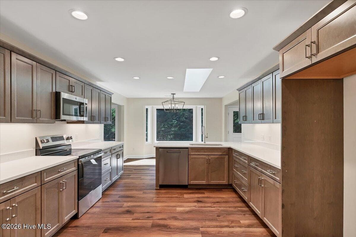 Single Family Residence at 10 Catalpa Lane N, Pinehurst, NC 28374, photo 21 of 51