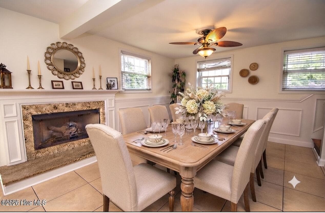Single Family Residence at 310 Holly Lane, Cape Carteret, NC 28584, Cape Carteret, photo 2 of 8
