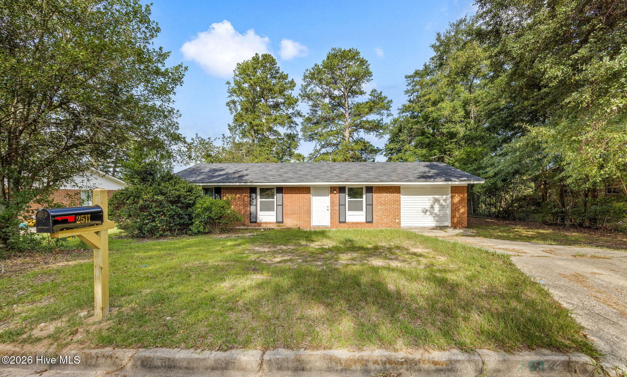 Single Family Residence at 2511 Kensington Drive W, Augusta, GA 30906, photo 4 of 33