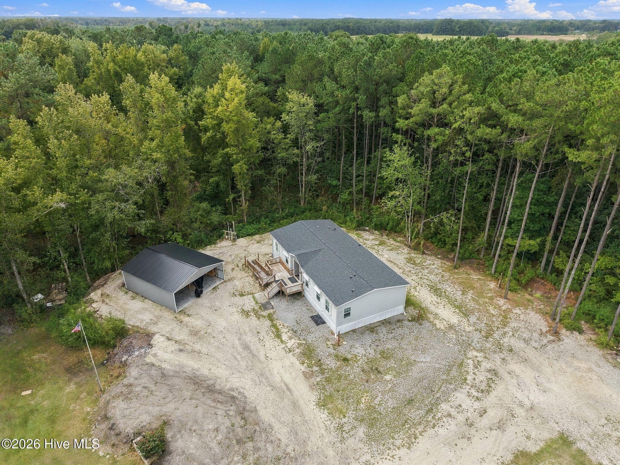 Manufactured Home at 11566 Hwy 17, Maysville, NC 28555, photo 44 of 56