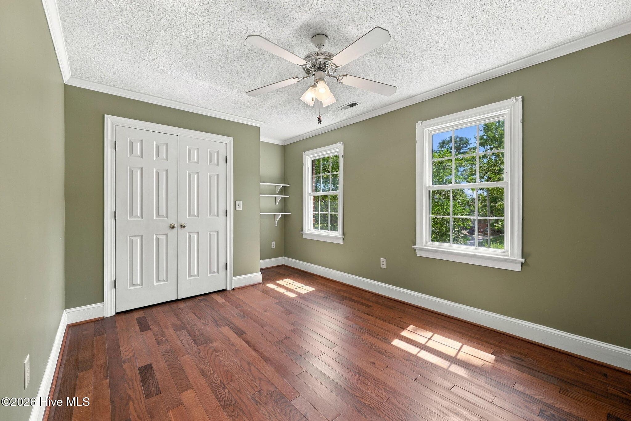 Single Family Residence at 602 Kempton Drive, Greenville, NC 27834, photo 2 of 7