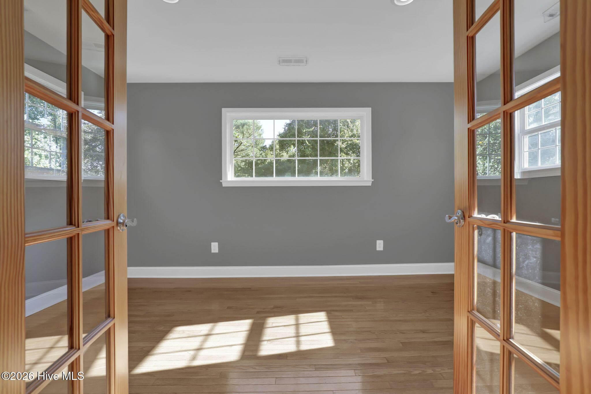 Single Family Residence at 305 Hickory Lane, Hampstead, NC 28443, photo 53 of 99