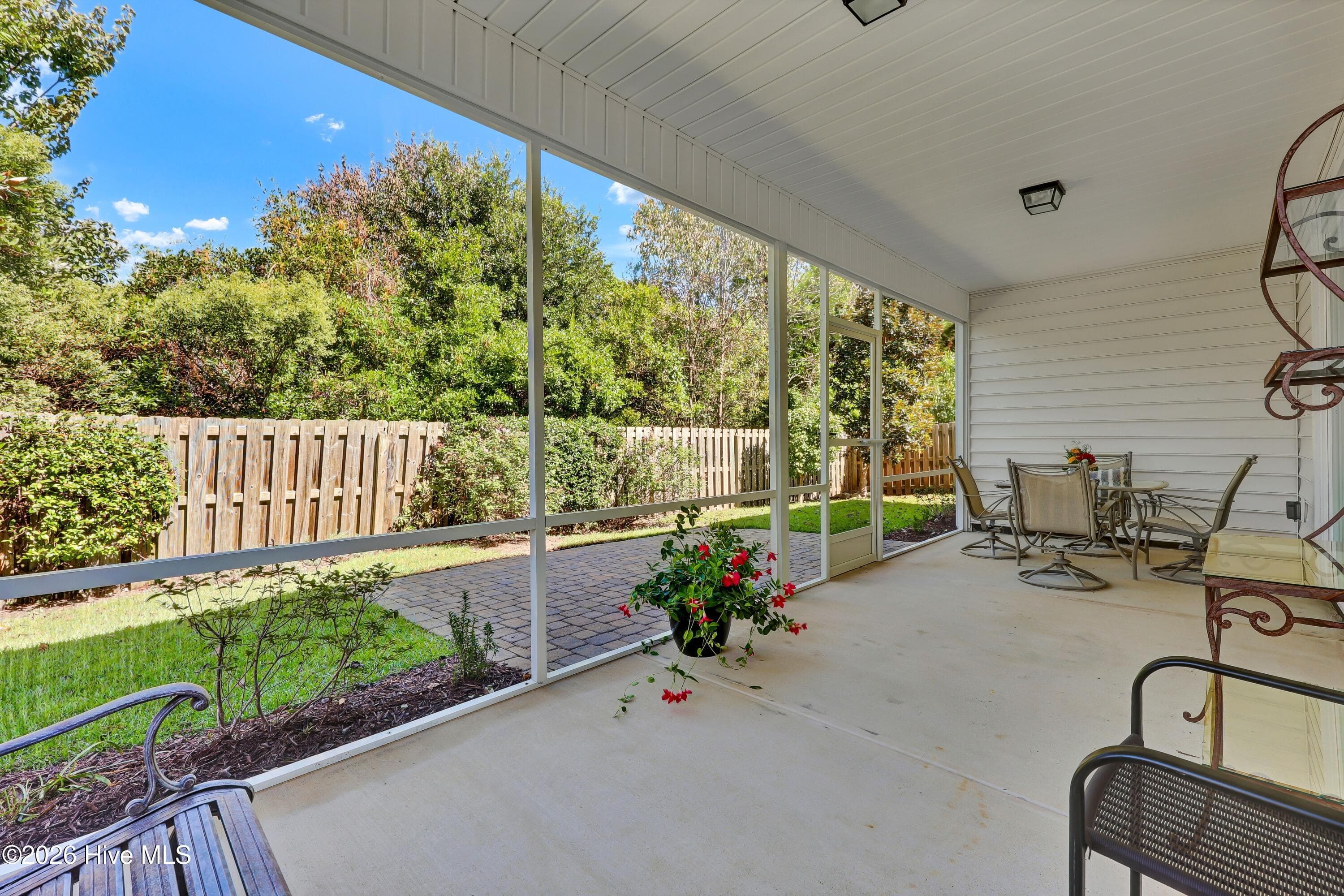 Single Family Residence at 512 Steele Loop, Wilmington, NC 28411, photo 27 of 31