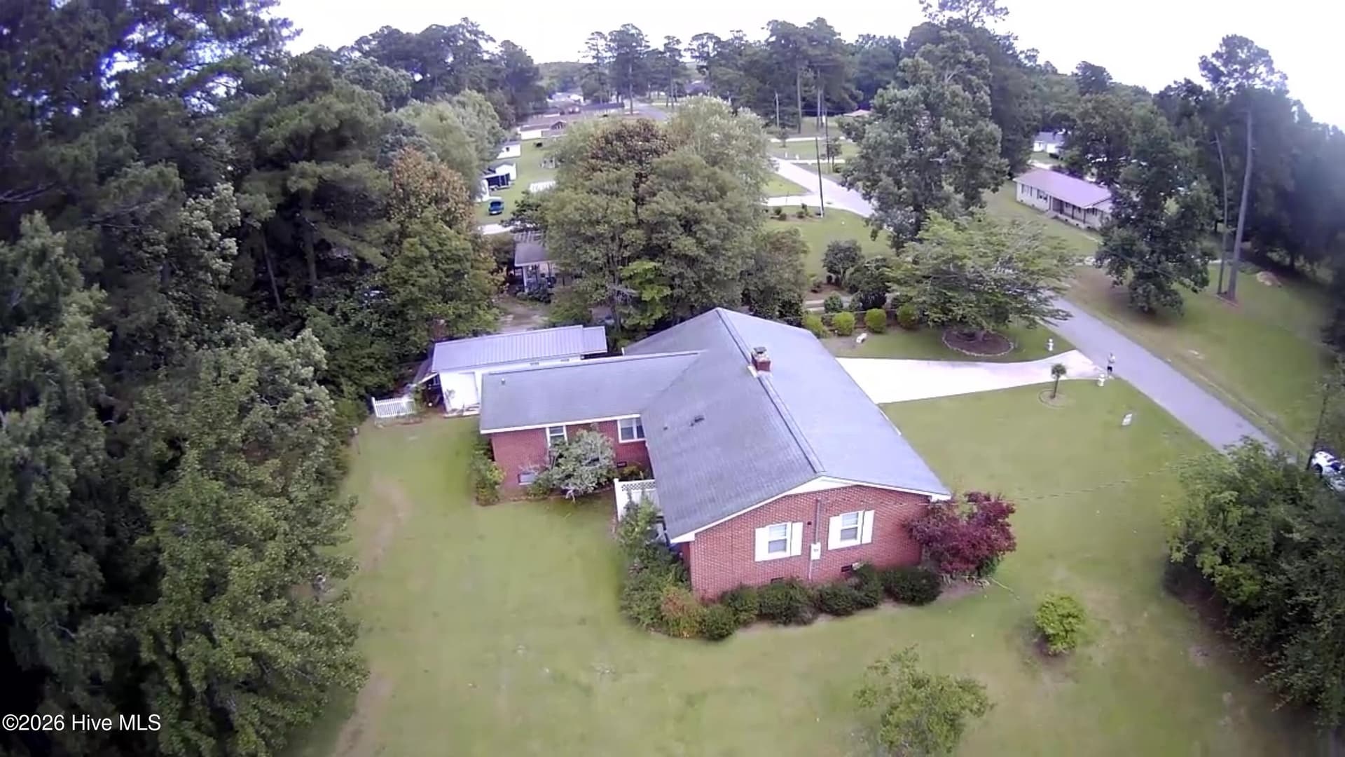 Single Family Residence at 214 E Bladen Street, Bladenboro, NC 28320, photo 3 of 67